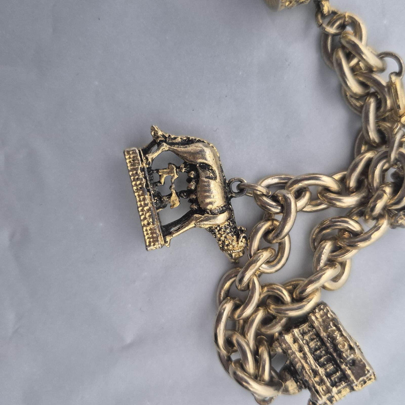 Vintage Brassy Gold Tone Charm Bracelet with 4 Charms Government Buildings