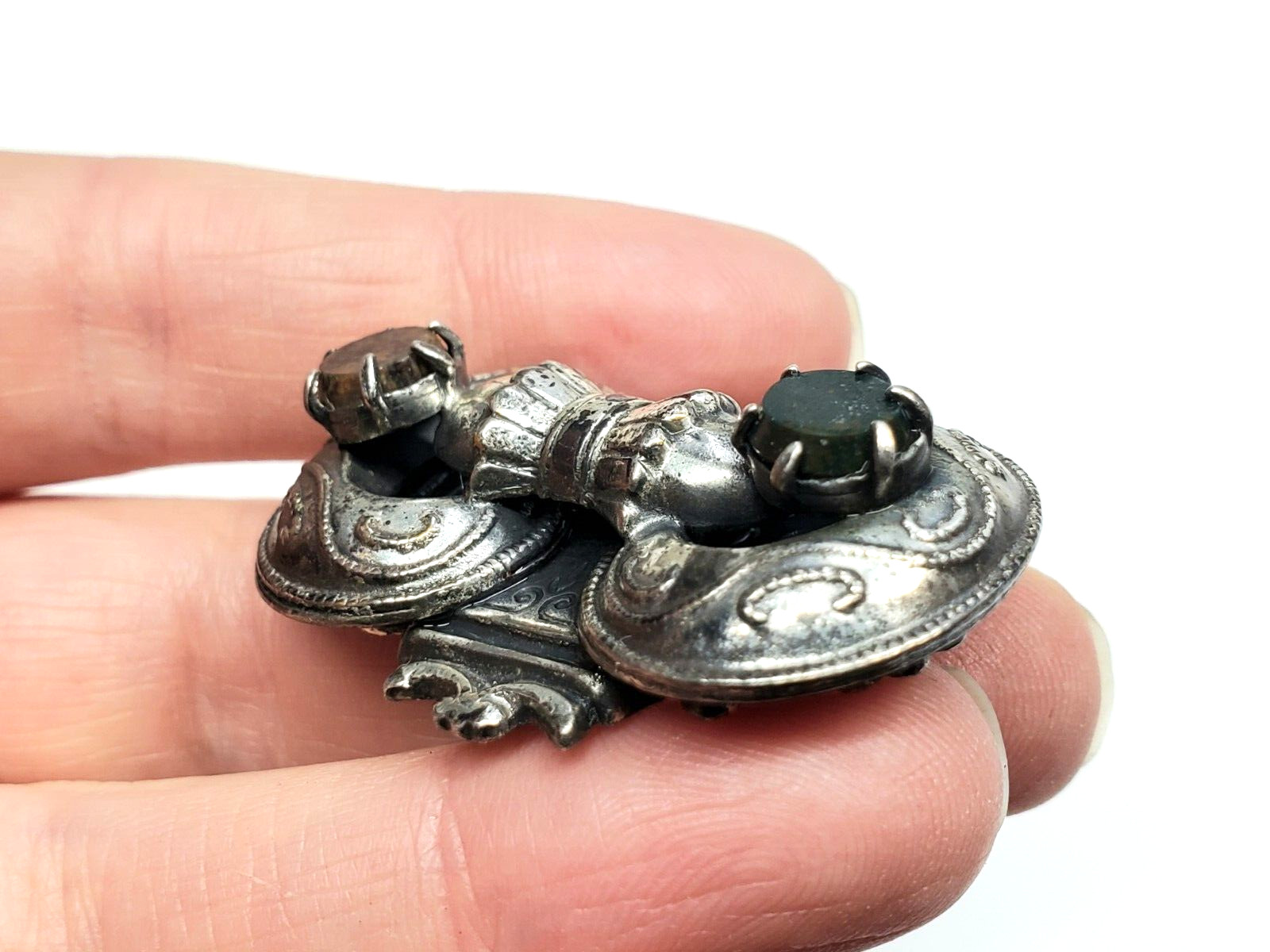 Vintage Filigree Agate Bloodstone Silver Plated Etruscan or Celtic Brooch Pin