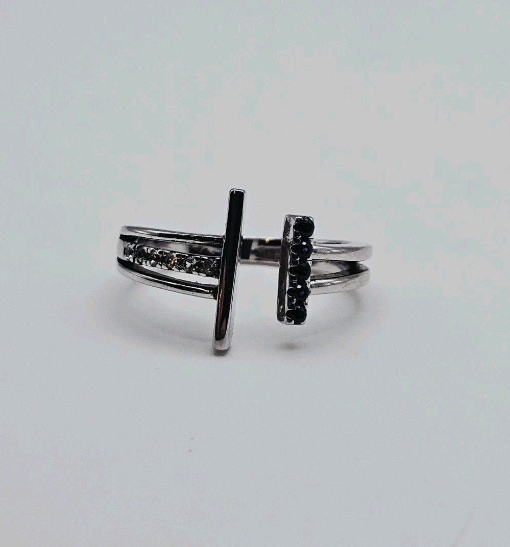 Sterling Silver Channel Set Blue & White Topaz Bypass Ring Size 8