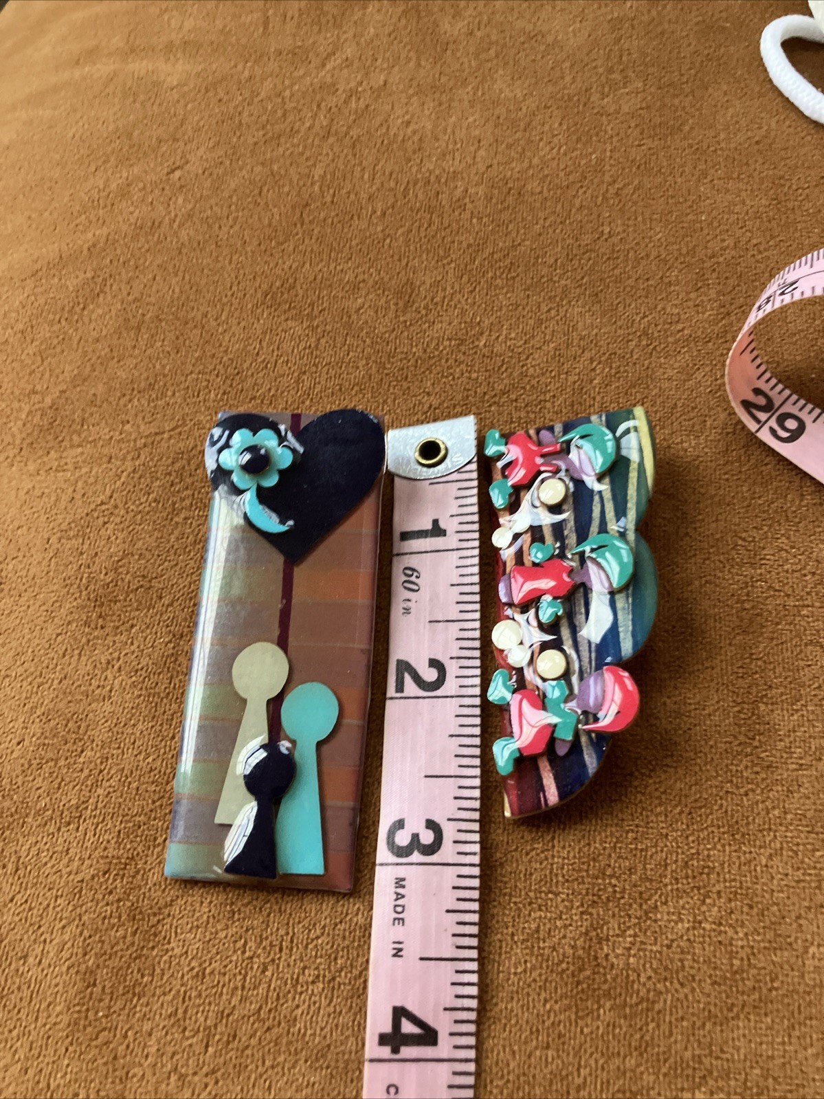 Lucinda People Pin Hearts & Flowers Vintage Handmade Elves 2 Pins