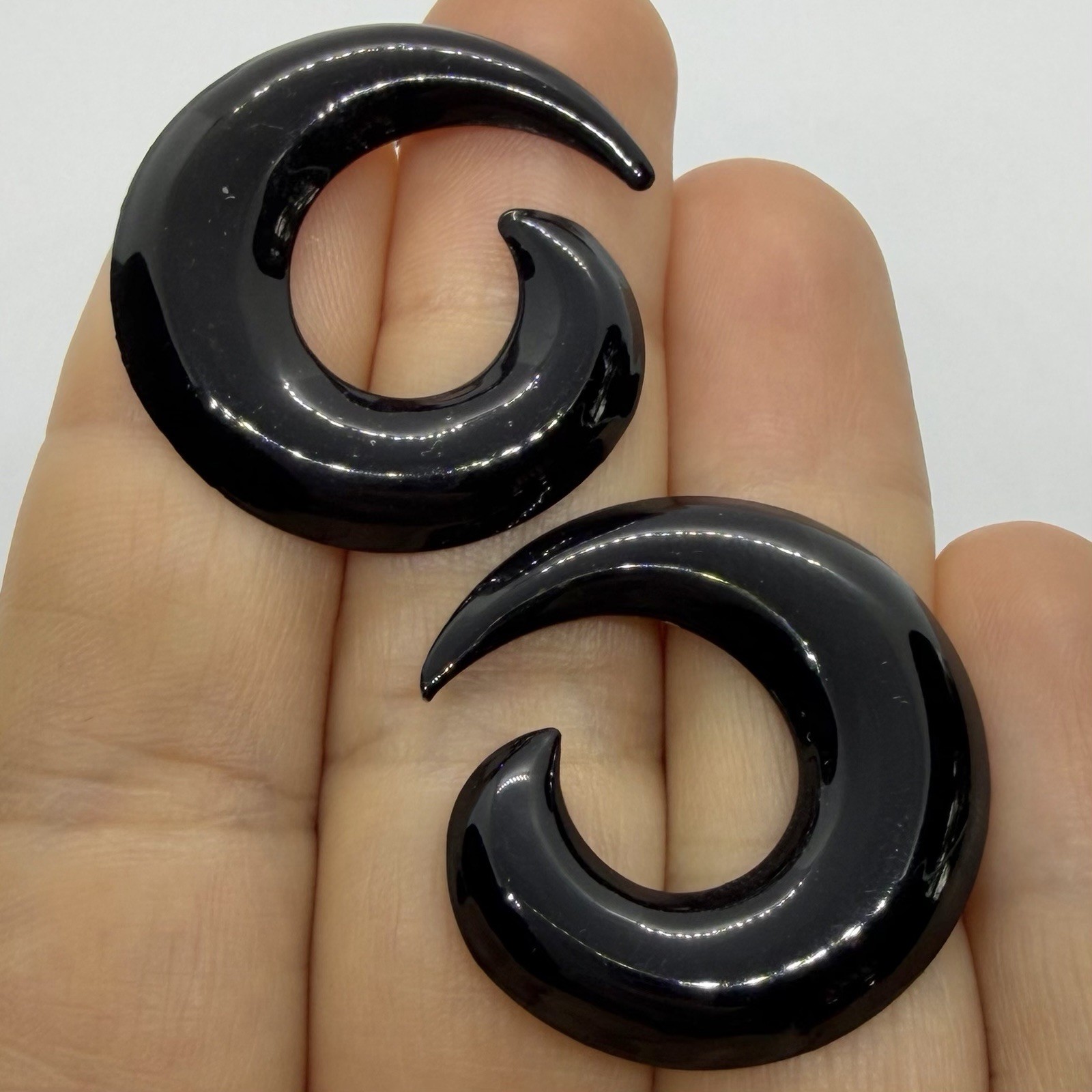 Vtg 80’s Retro Black Enamel Curl Swirl Goth Punk Statement Earrings Post Large