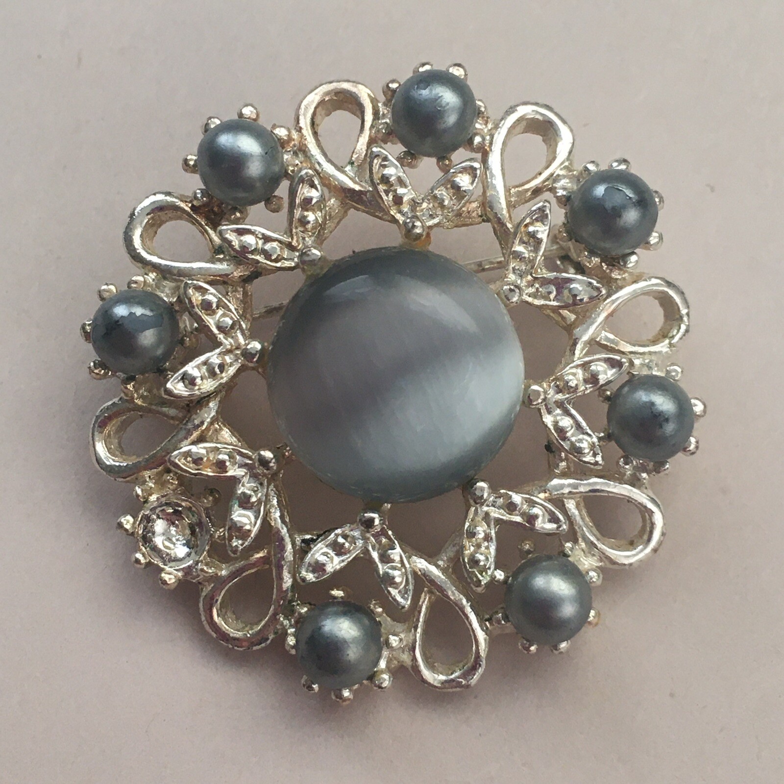Vintage Brooch Flower Ornate Pearls Floral Grey Silver Pin Nature Plants Stone