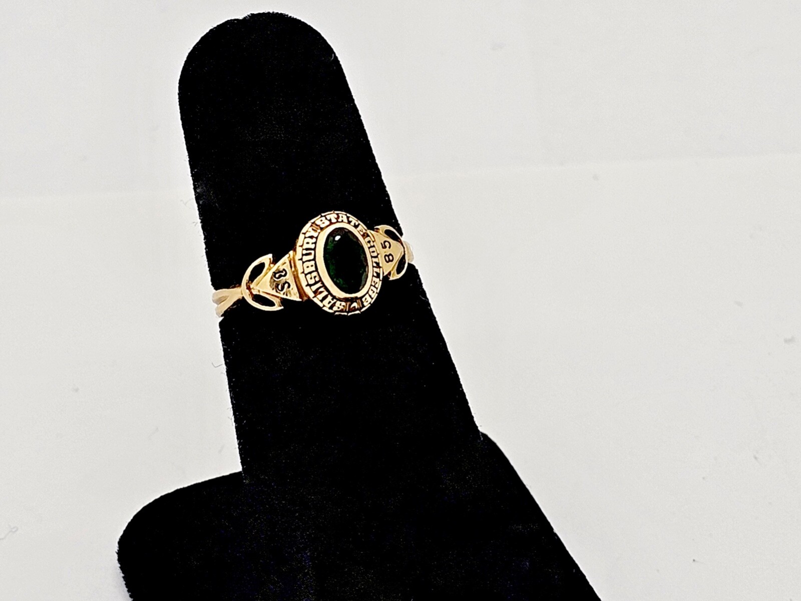 VINTAGE 1985 SALISBURY STATE COLLEGE 14K GOLD LAB EMERALD SCHOOL RING,6.5
