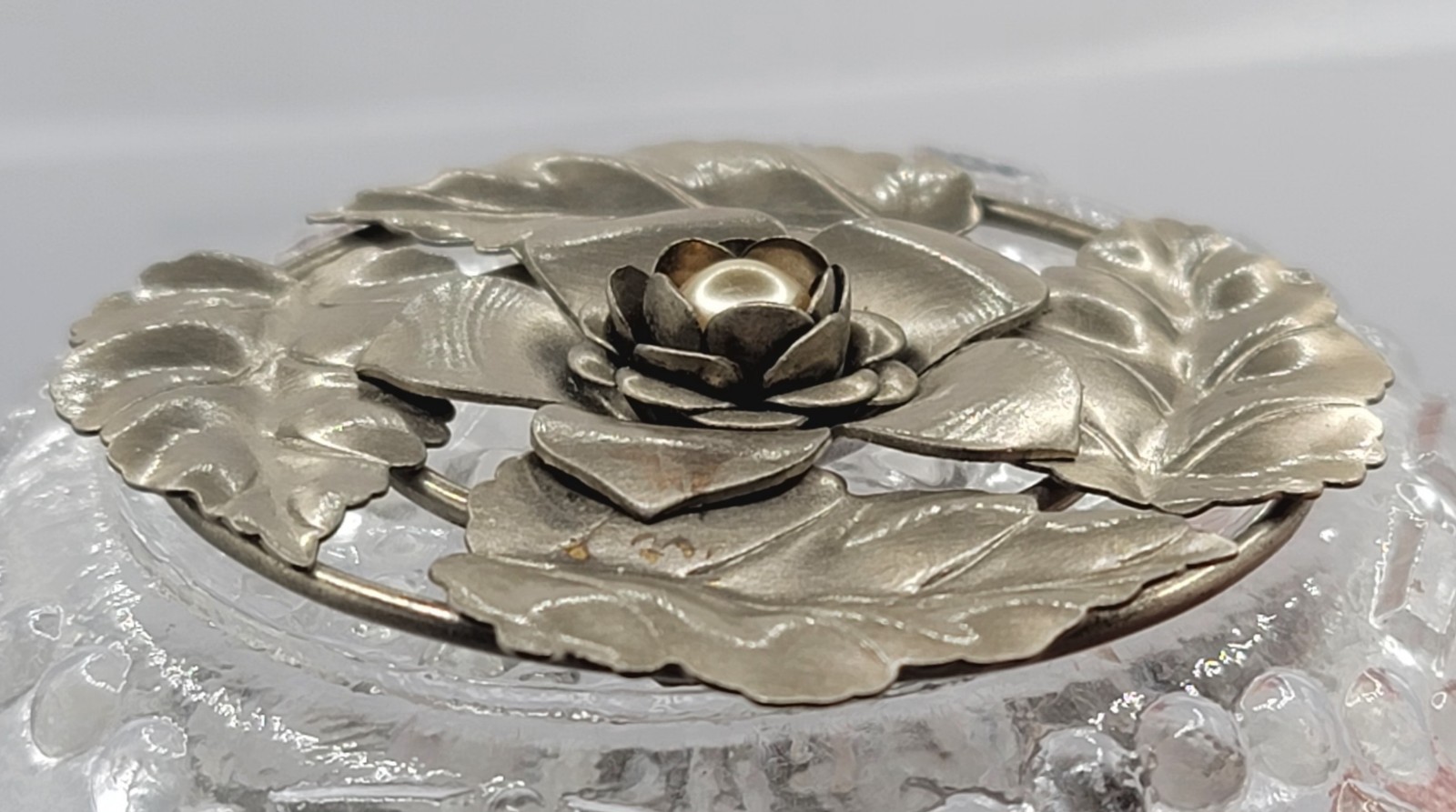 Vtg Flower Faux Pearl Center 3D Silver Tone Petals Gorgeous Detail 2.25 Inches