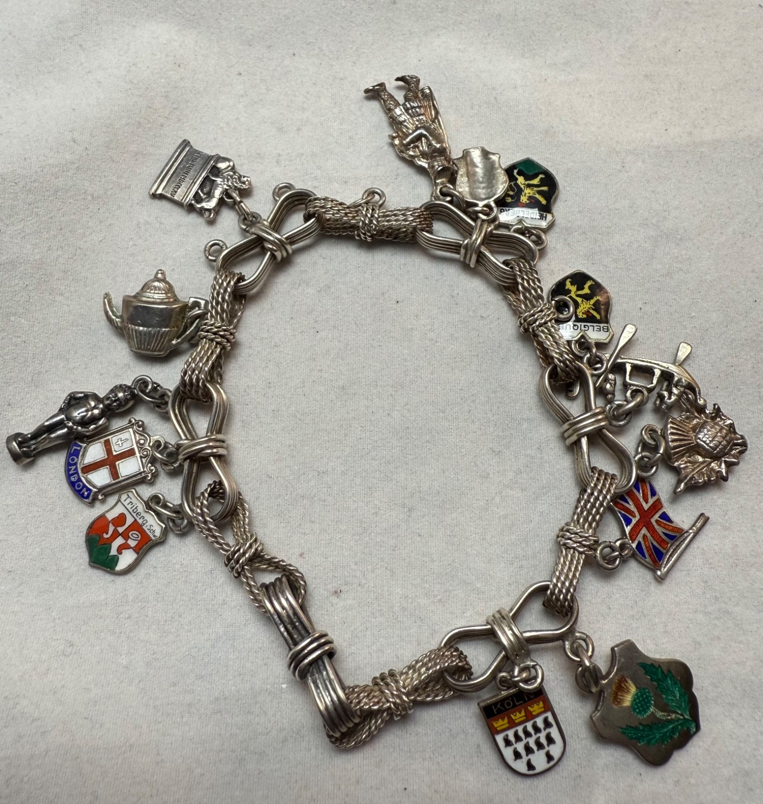 England Vtg Sterling Silver 8” charm bracelet bows Europe travel with 14 CHARMS!