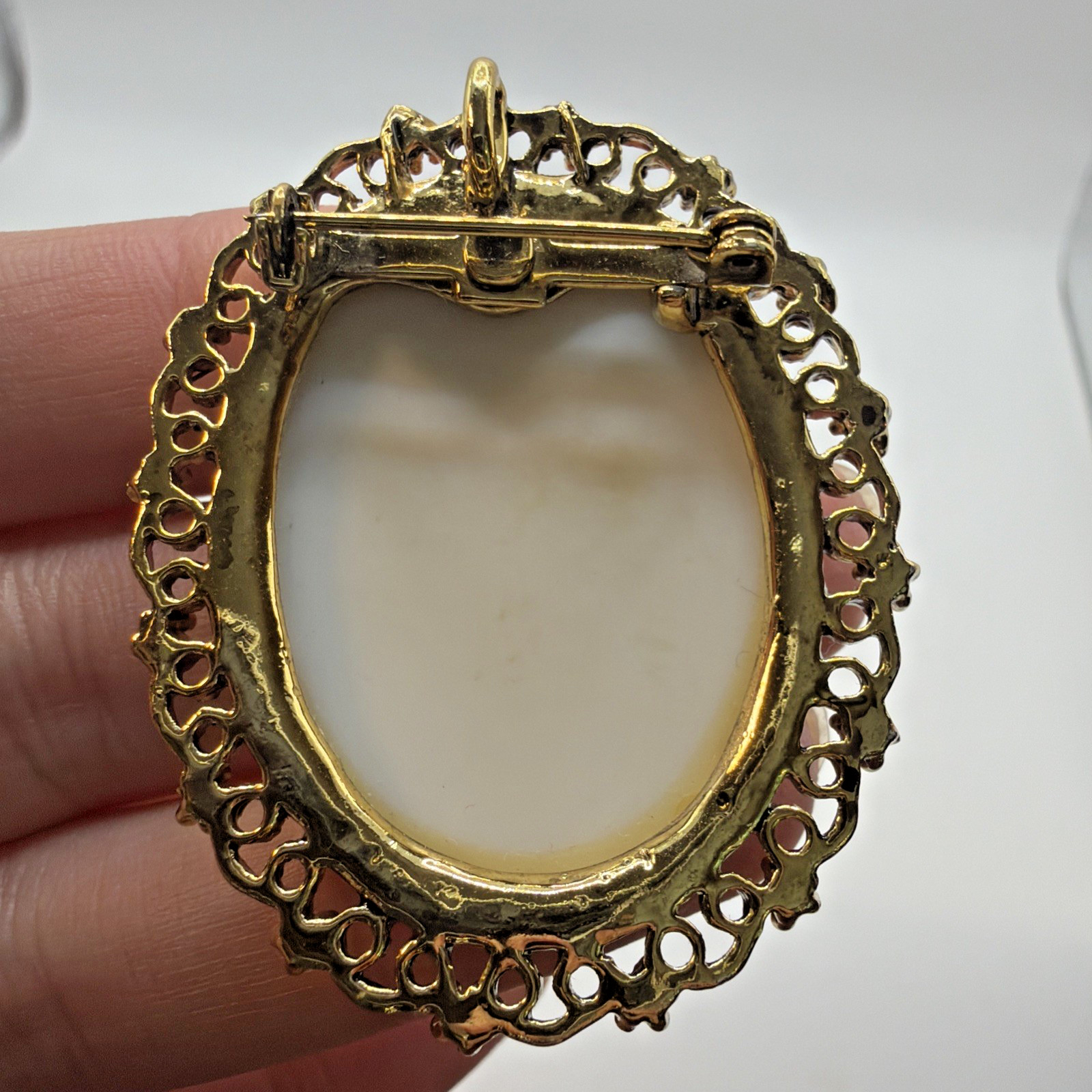 Victorian Portrait Brooch Pendant Gold Toned Transfer Print