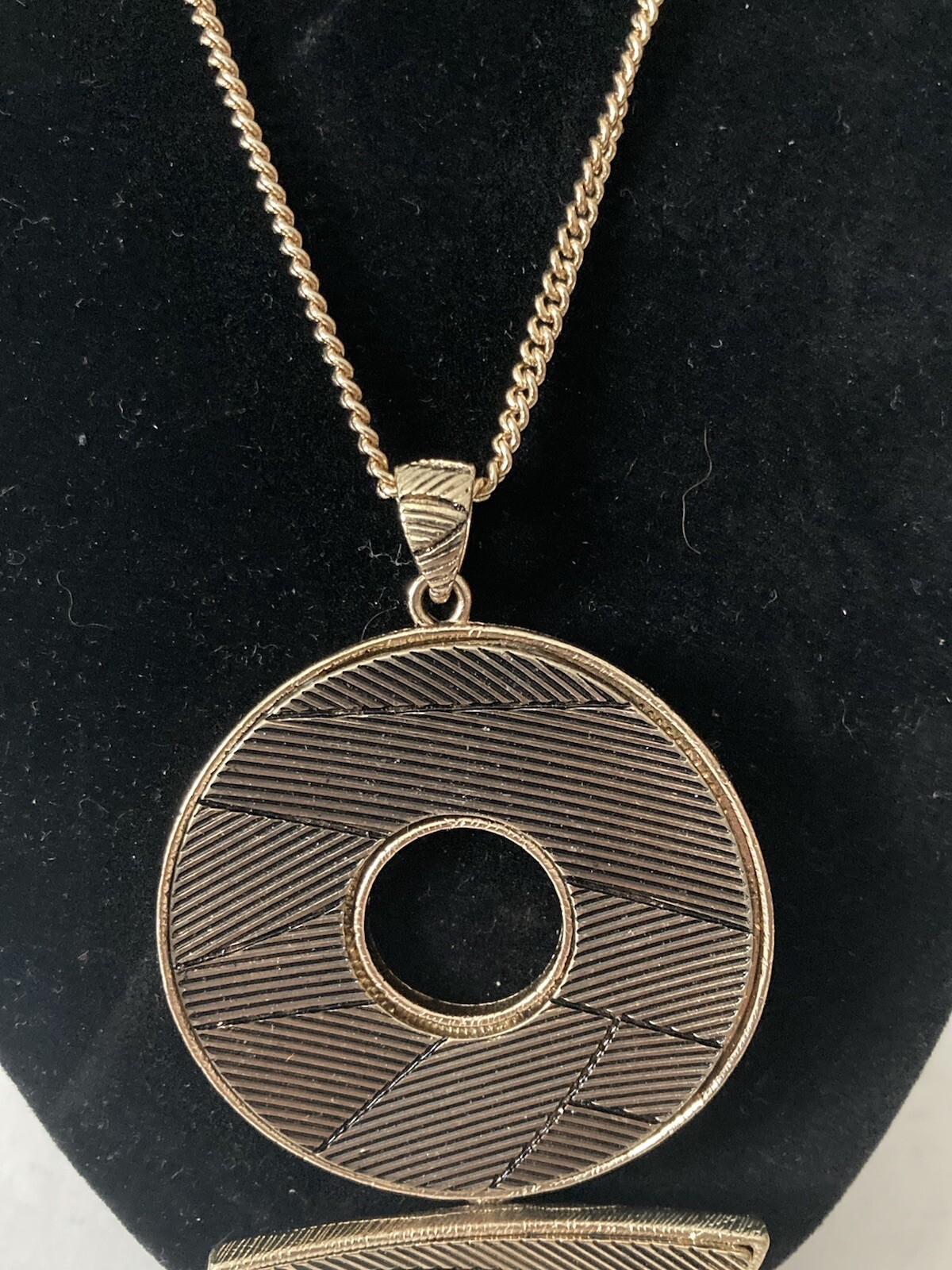 Art Deco Boho Gold Bronze Tone necklace And Earrings Influence Brand 18”