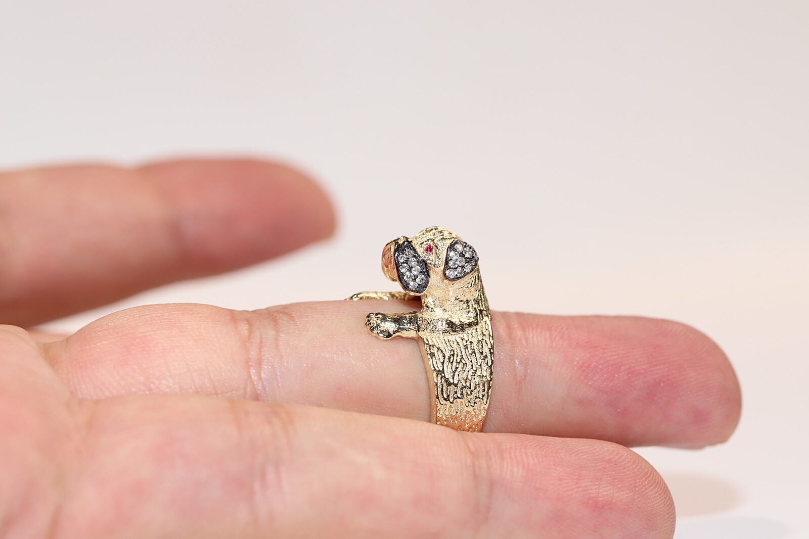 New Made 14k Gold Natural Diamond And Ruby Decorated Dog Ring
