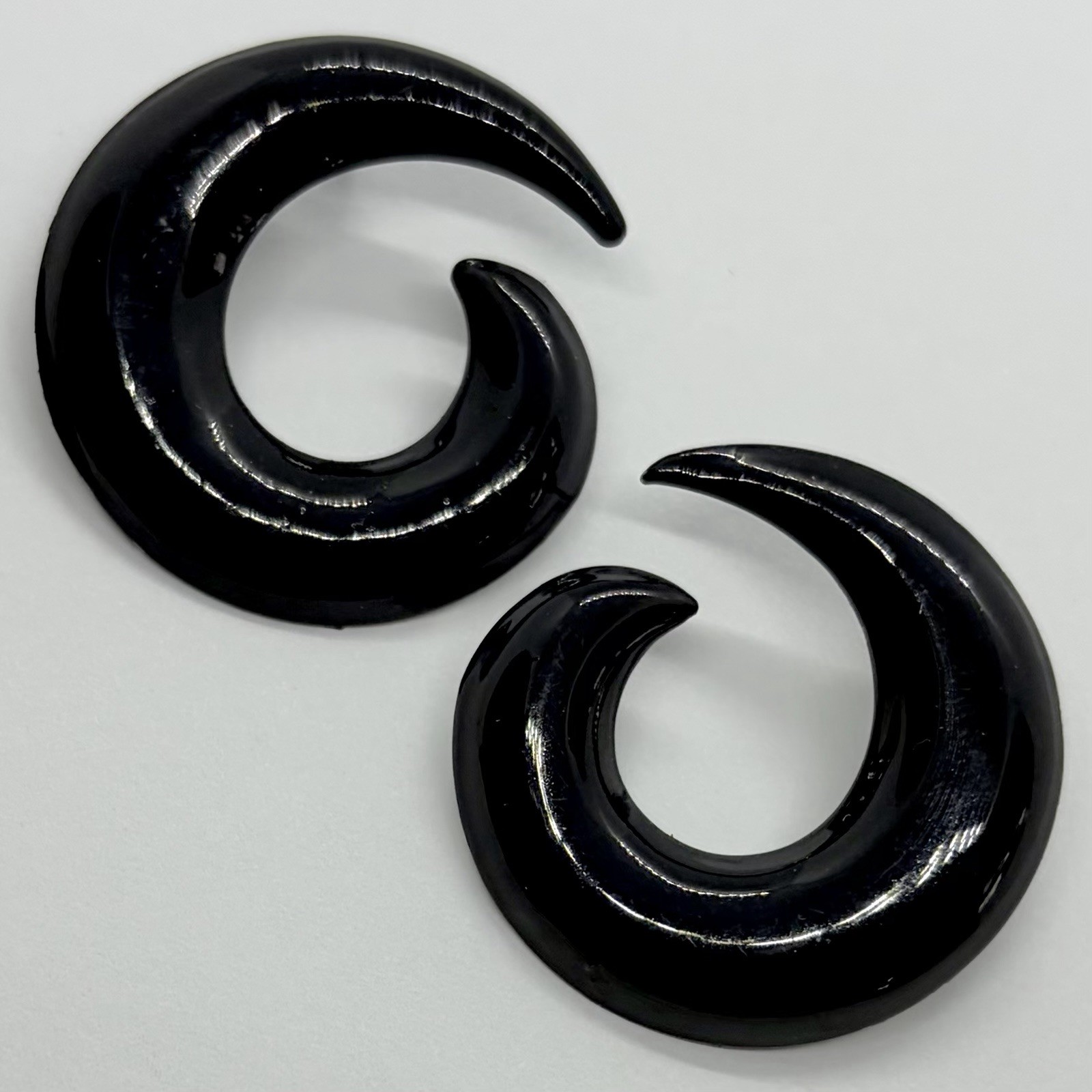 Vtg 80’s Retro Black Enamel Curl Swirl Goth Punk Statement Earrings Post Large