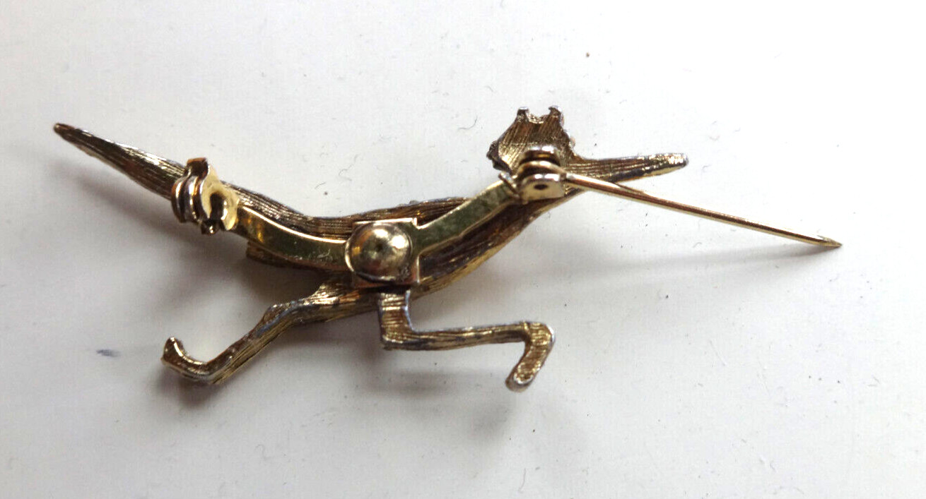 VTG ROADRUNNER BROOCH PIN TEXTURED GOLD TONE TURQUOISE STONES MISSING EYE GUC