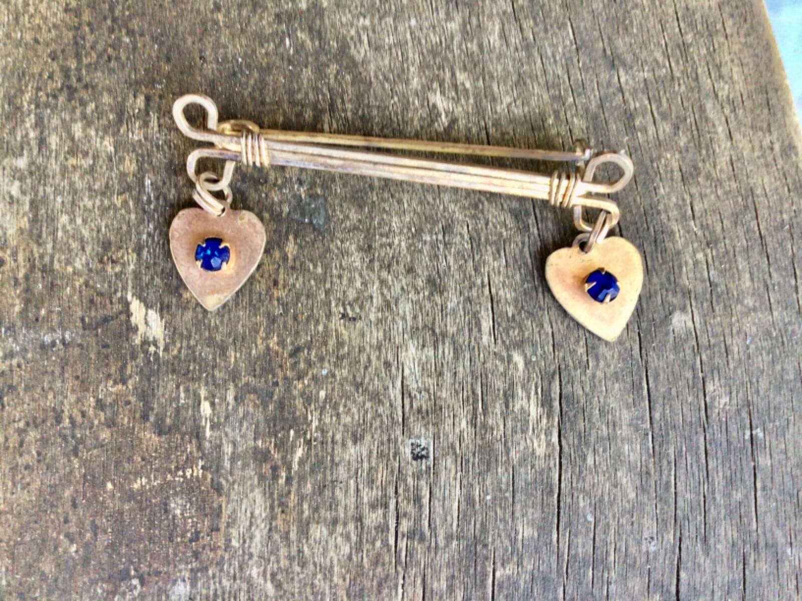ANTIQUE VICTORIAN GOLD FILLED BAR PIN with HEARTS 2 INCHES LONG