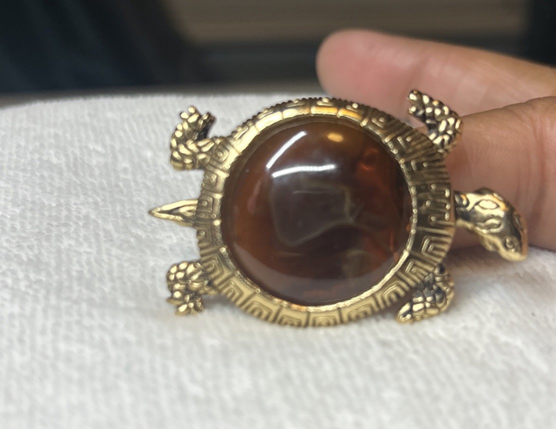 Vintage Gold Tone TURTLE Brooch w Tortoise Shell Glass Body
