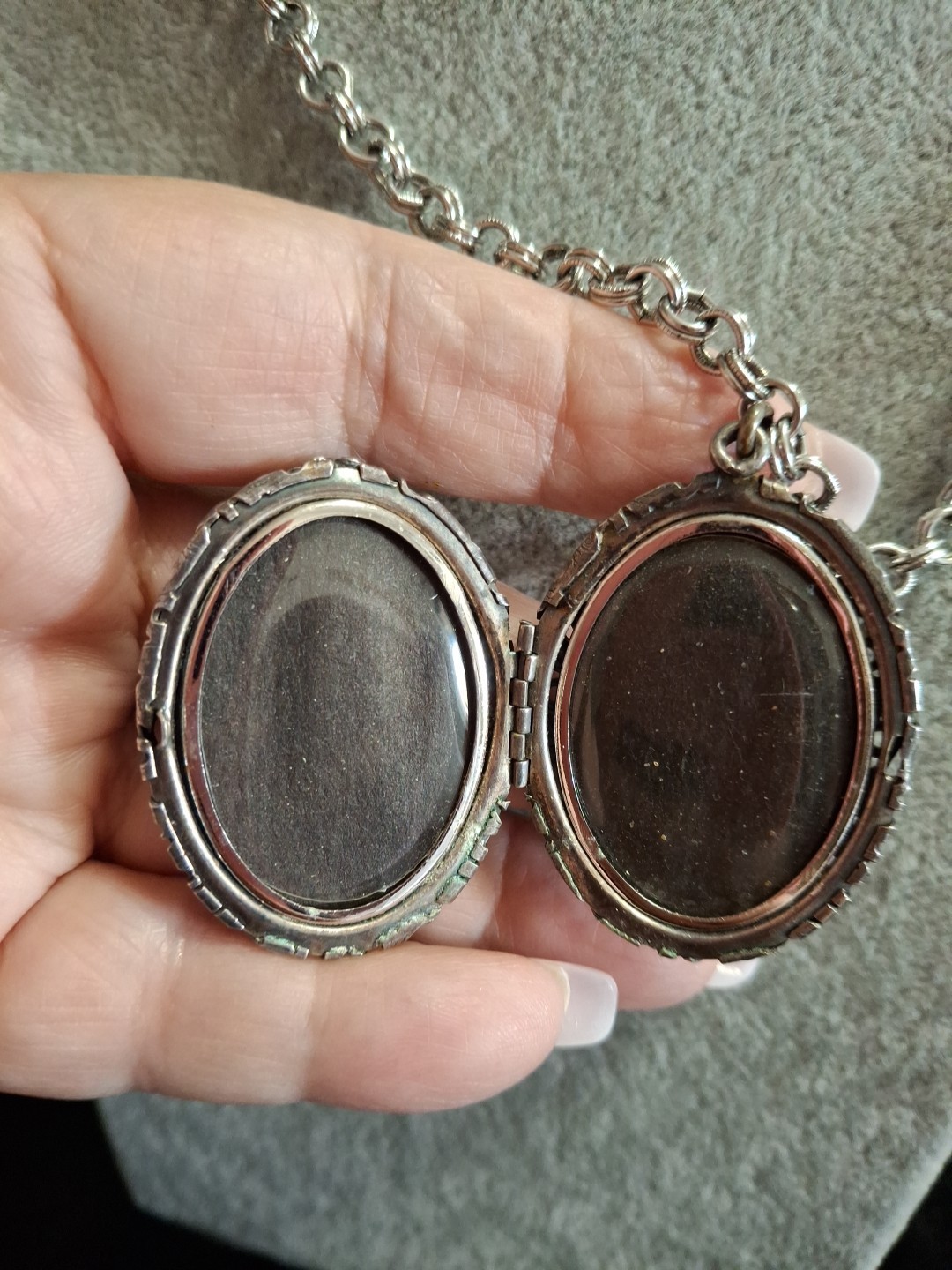 Vintage Signed Napier Silvertone Floral Runway Couture Locket Necklace, 1971