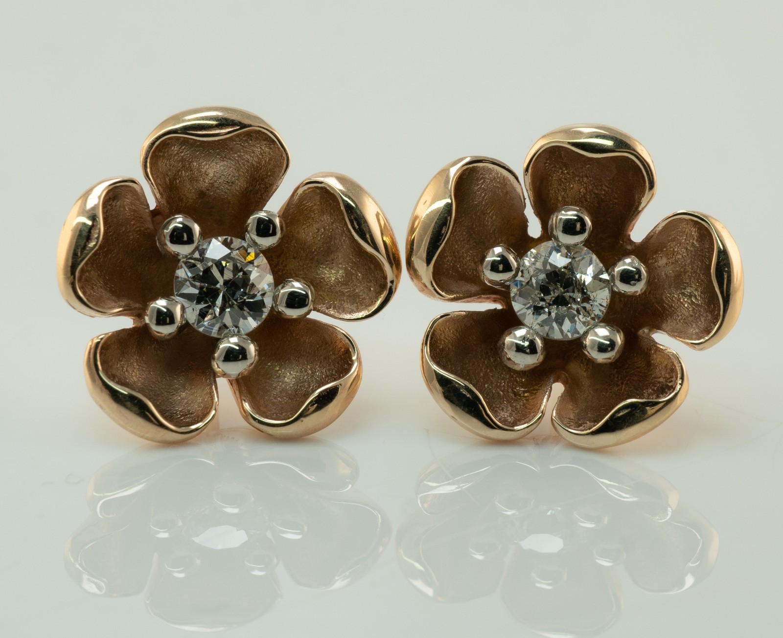 Natural Diamond Earrings Flower 14K Gold Studs Floral European cut 1.00 TDW