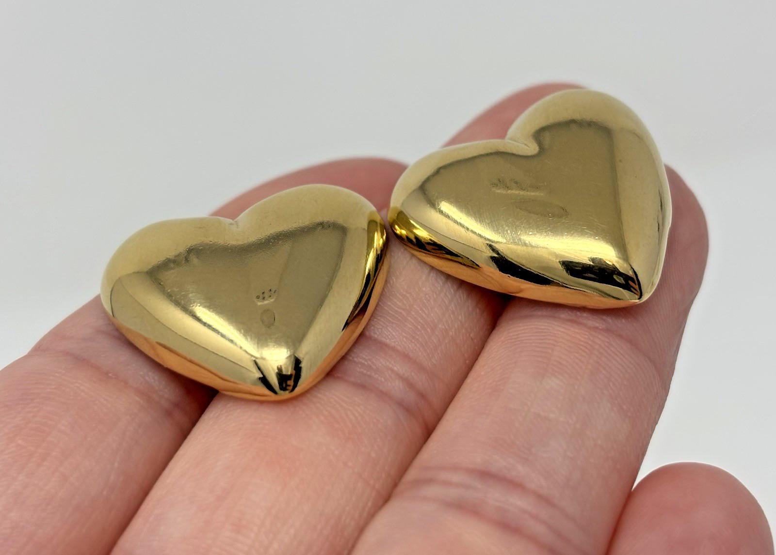 Vintage Estate Large 80s 90s Puff Heart Stud Earrings Bold Gold Tone 1″