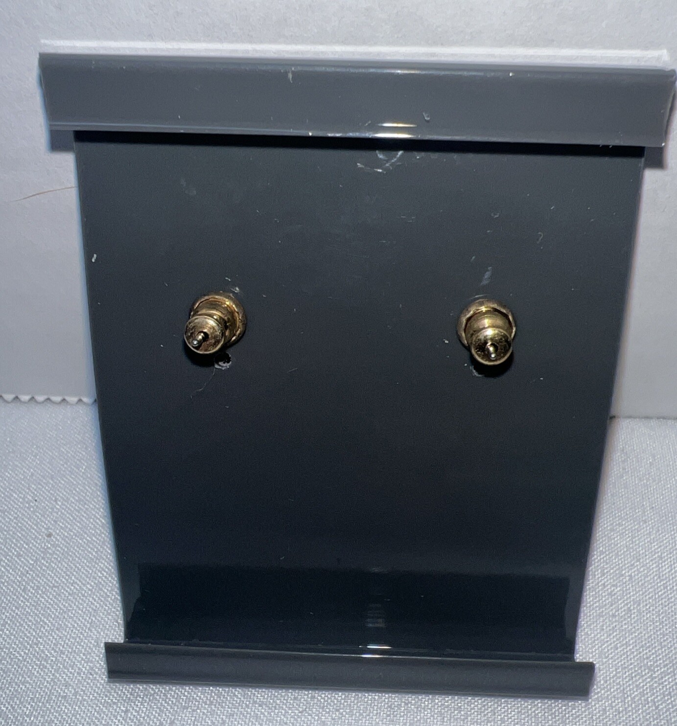 Vintage Signed Trifari Off White Enamel & Gold Tone Pierced Earrings – on card