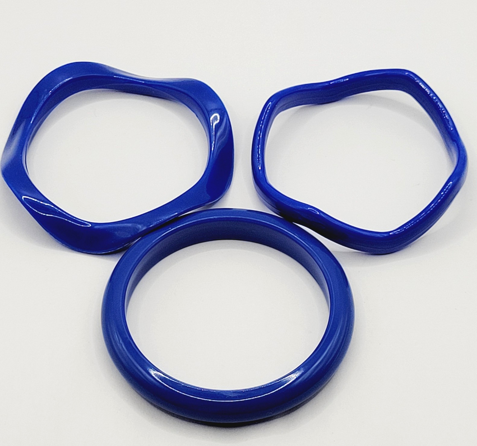 3 Blue Color Different Shape Size Bangle Bracelet Retro Style Vintage 1980s