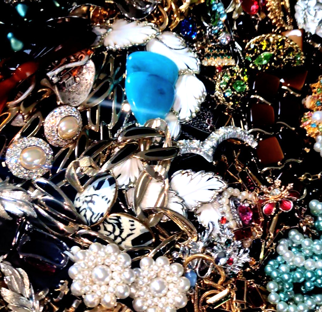 Lot Huge Estate Jewelry Napier Coro Avon + MORE 120+ Pc All Wearable VTG to Now
