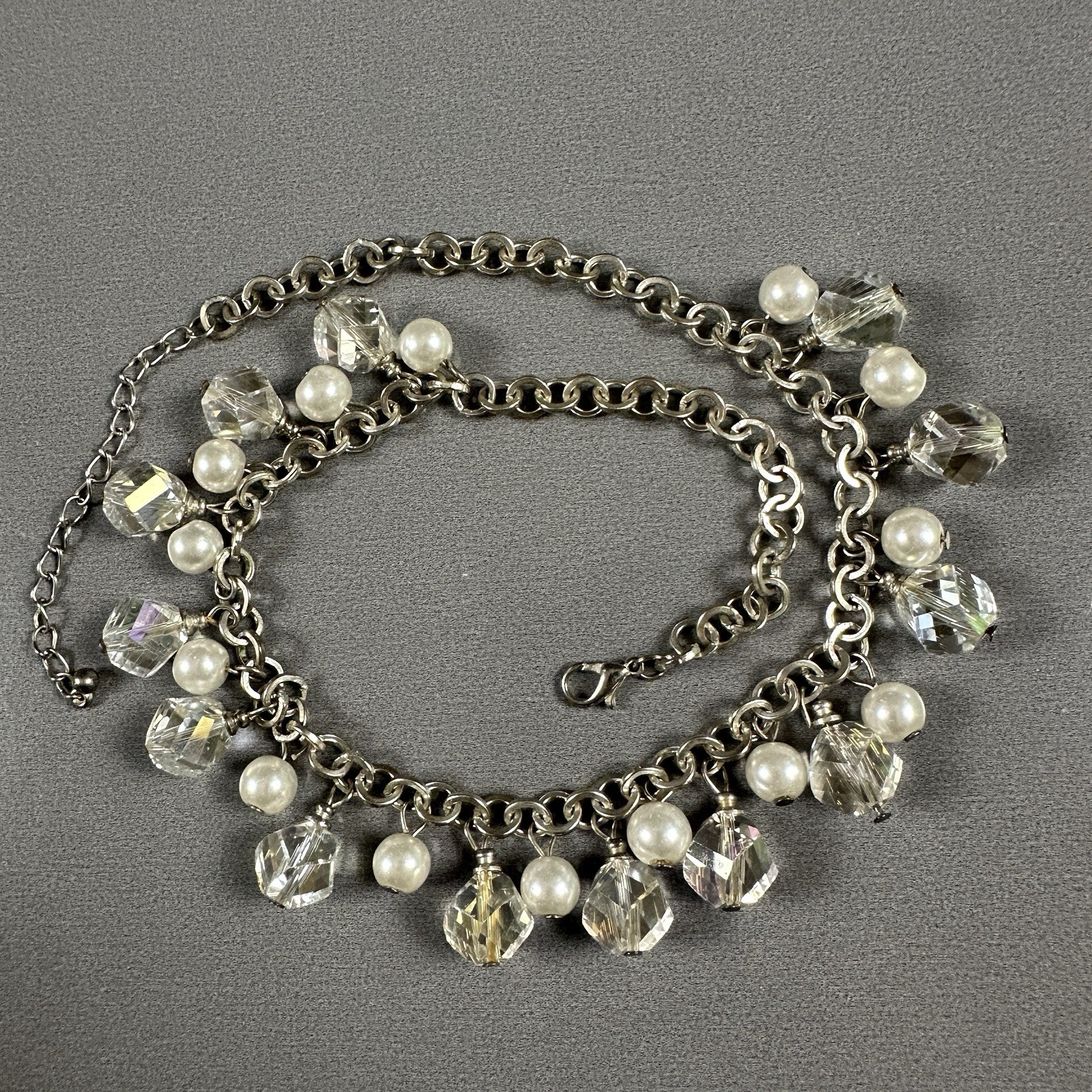 Vintage Faceted Bead Necklace Silver Tone Acrylic Dangle 16-18″ Charm