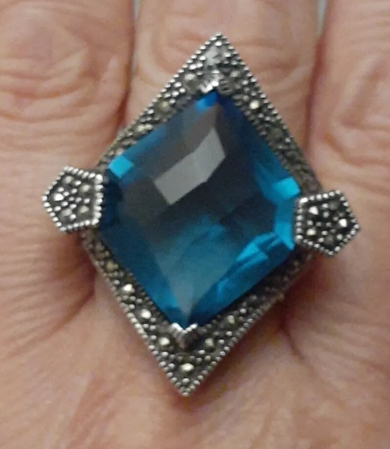 Vintage Estate Sterling Silver Faceted Blue Crystal Glass Pentagon Ring Size 8