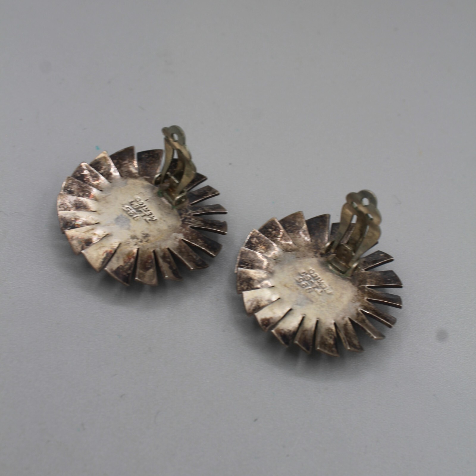 TAXCO 925 Turquoise Earrings Clip-On TL-67 Los Castillo Sunburst Sterling Mexico