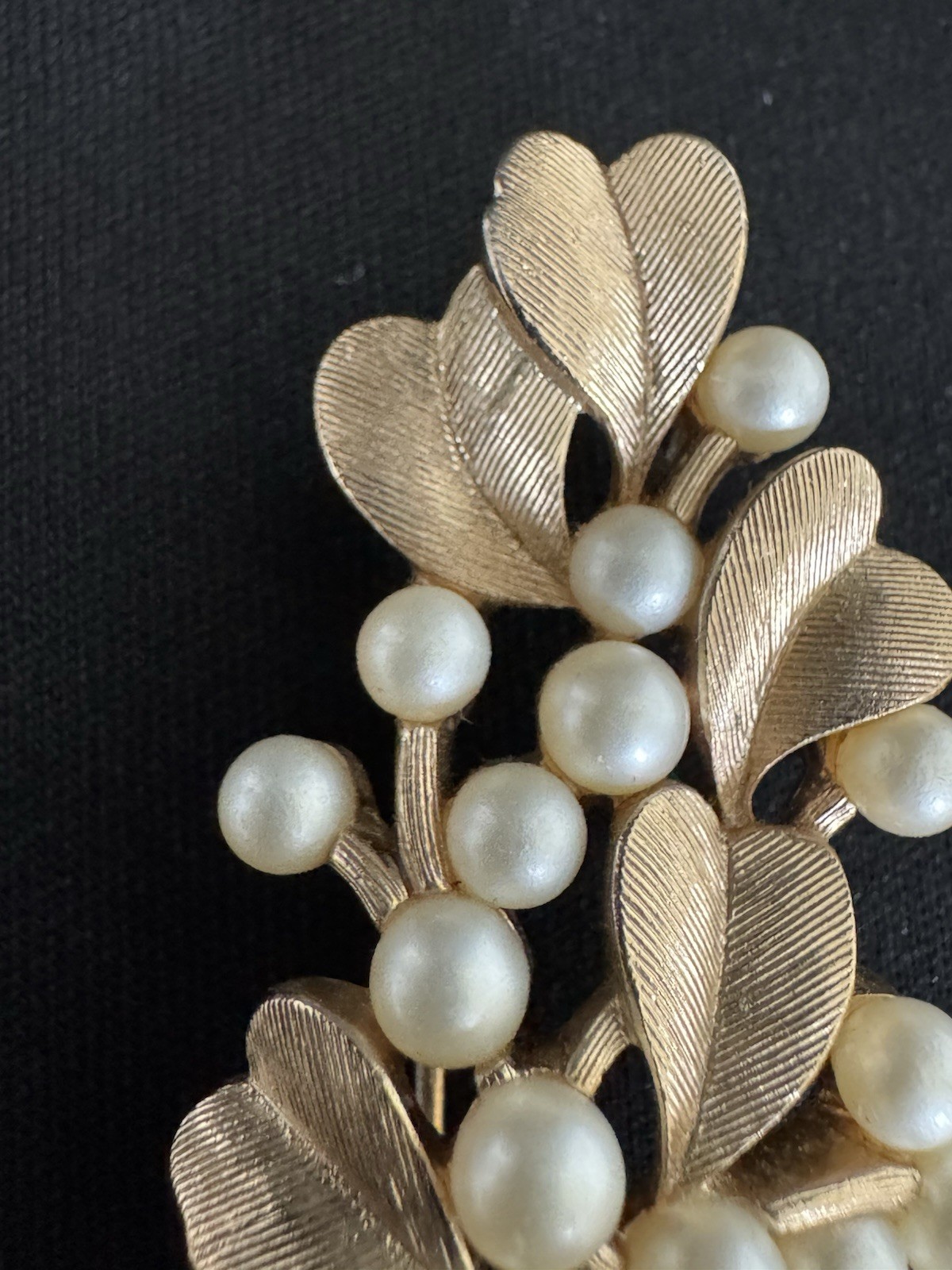Vintage Crown Trifari Faux Pearl Berry Leaf Spray Brooch Gold Tone Textured Pin