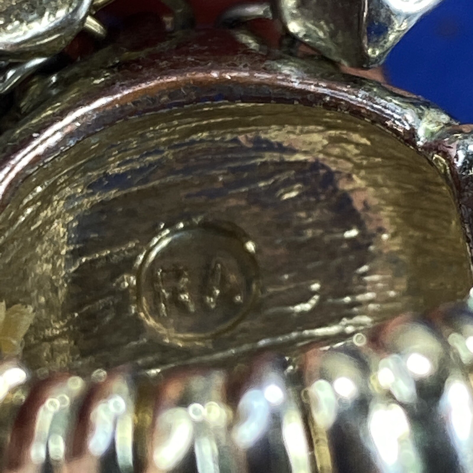Vtg RA Stretch Band Ring Bold Oversized Metal Jiggly Bling Nugget Chips SZ 7-10