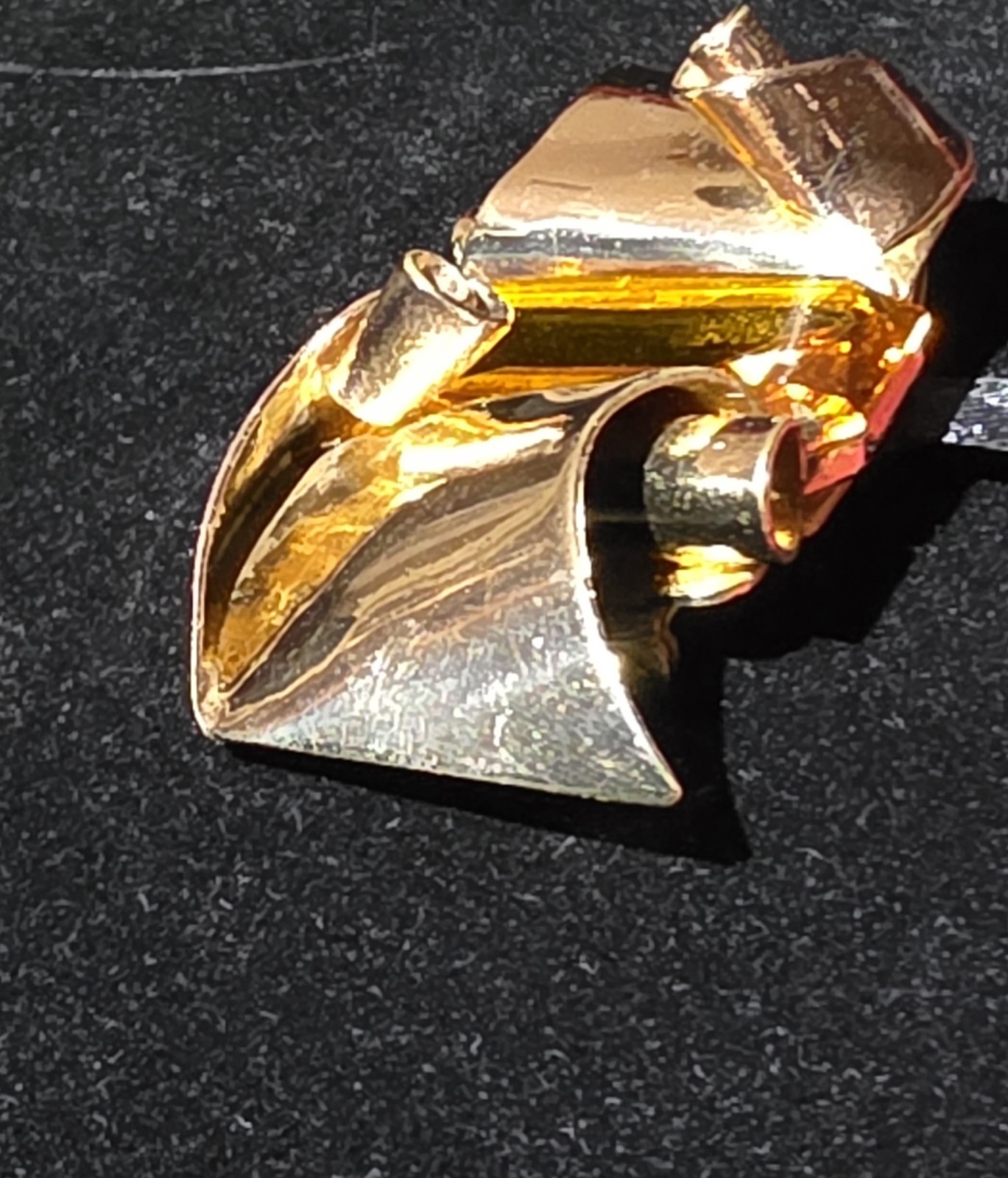 Coro Signed 1942 “Massive Wave” Brooch – Amber Glass – Designed byAdolph Katz