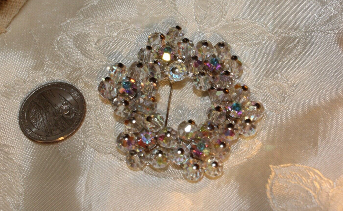 VINTAGE AB CRYSTAL RIVOLI SNOW FLAKE PIN 2 3/8 INCHES AROUND STUNNING