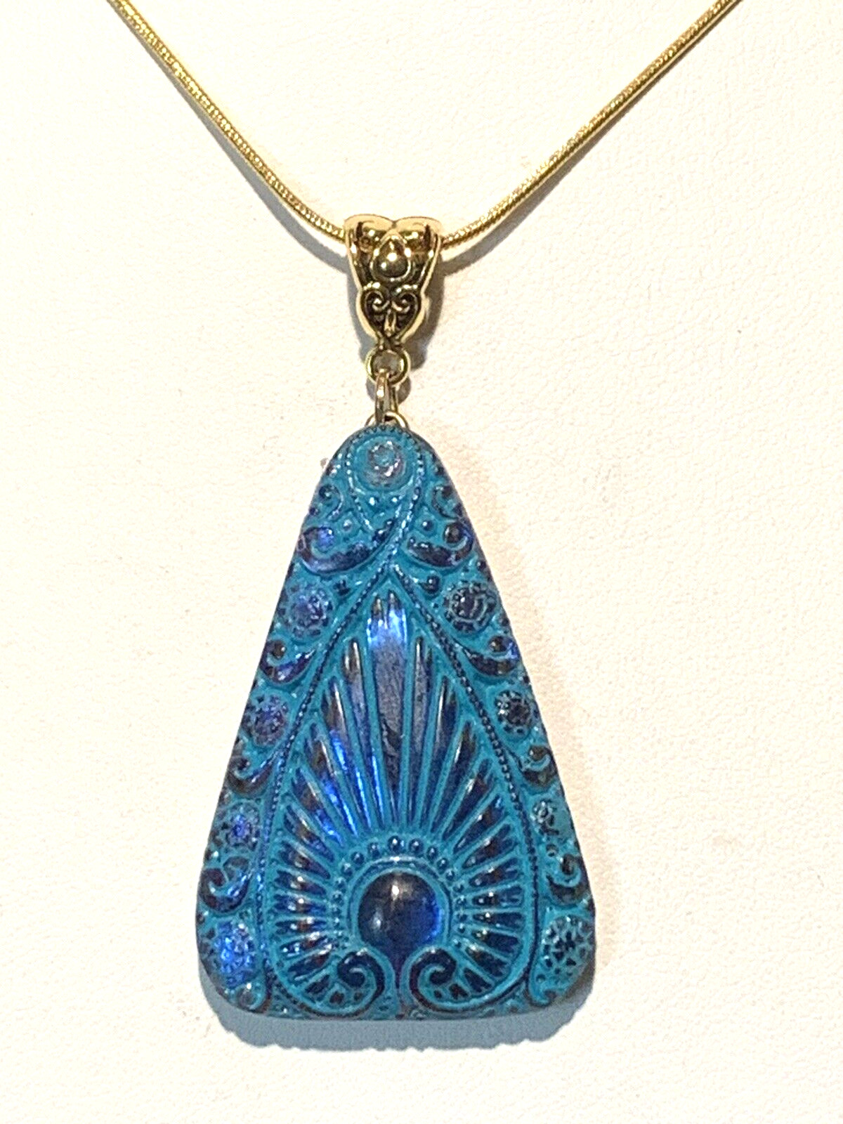 LAST ONES* VTG.EGYPT REVIVAL IRIDESCENT BLUE/VIOLET CZECH GLASS NECKLACE.g.verdi