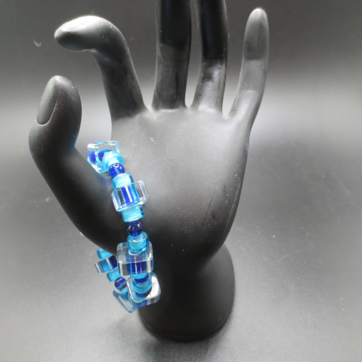 Vtg Striped Square & Small Round Blue Glass Beads Stretch Bracelet Boho
