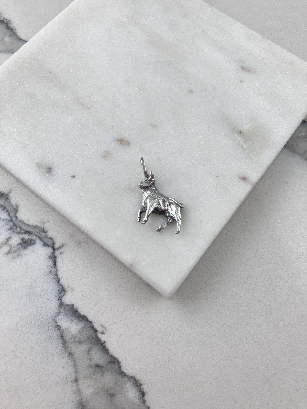 Vintage 925 Sterling Silver Bull Cow Animal Modernist Pendant