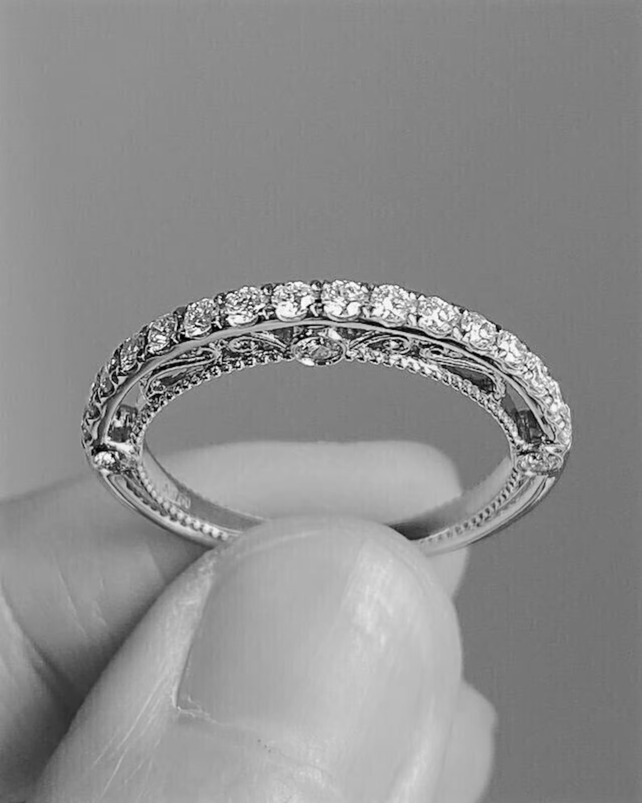 1/4Ctw White Round Cut CZ Antique Style Art Deco Wedding Band Ring In 925 Silver