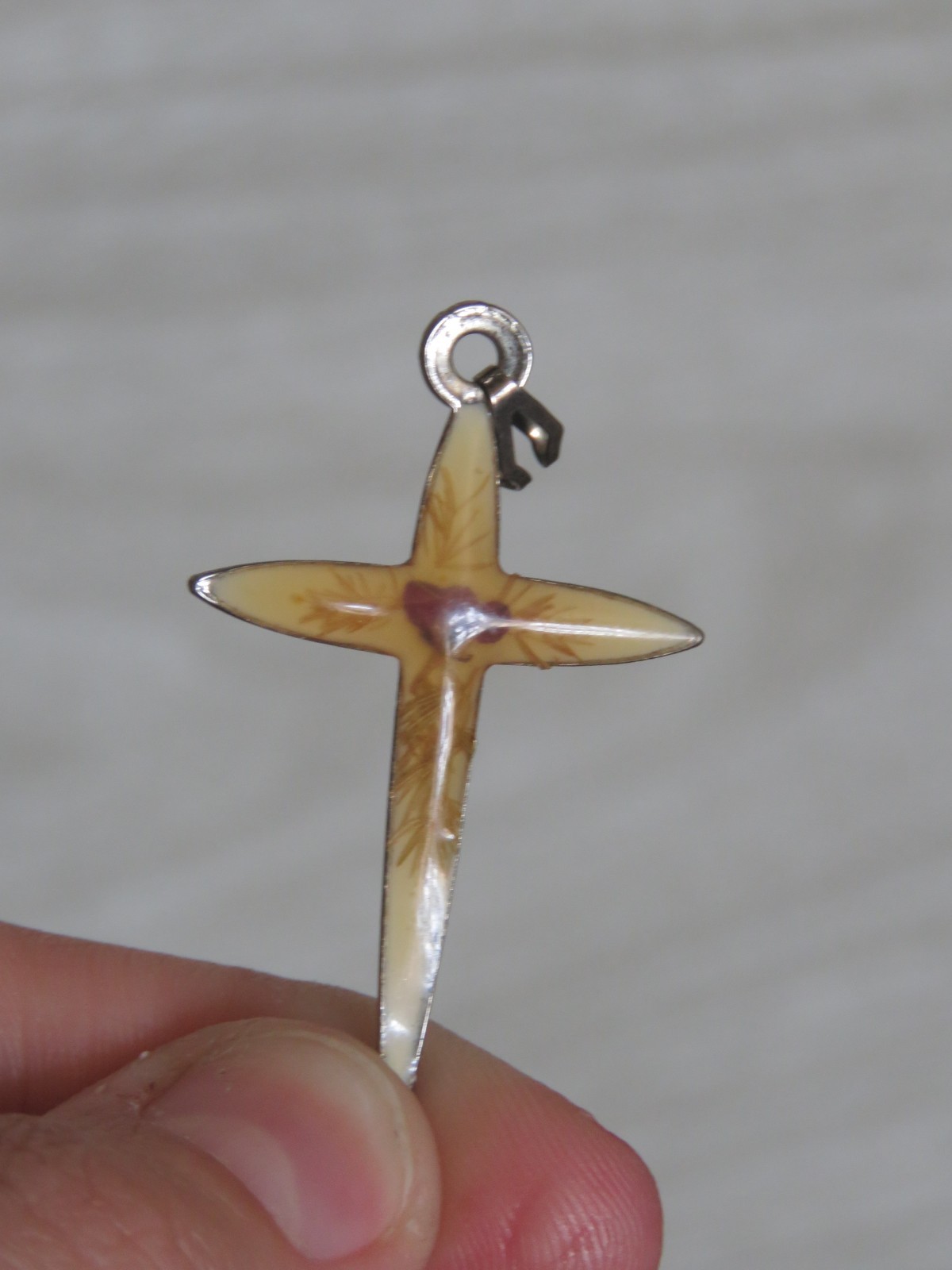 VTG Religious Resin Metal Dried Flowers Star Cross Necklace Pendant 1.5″