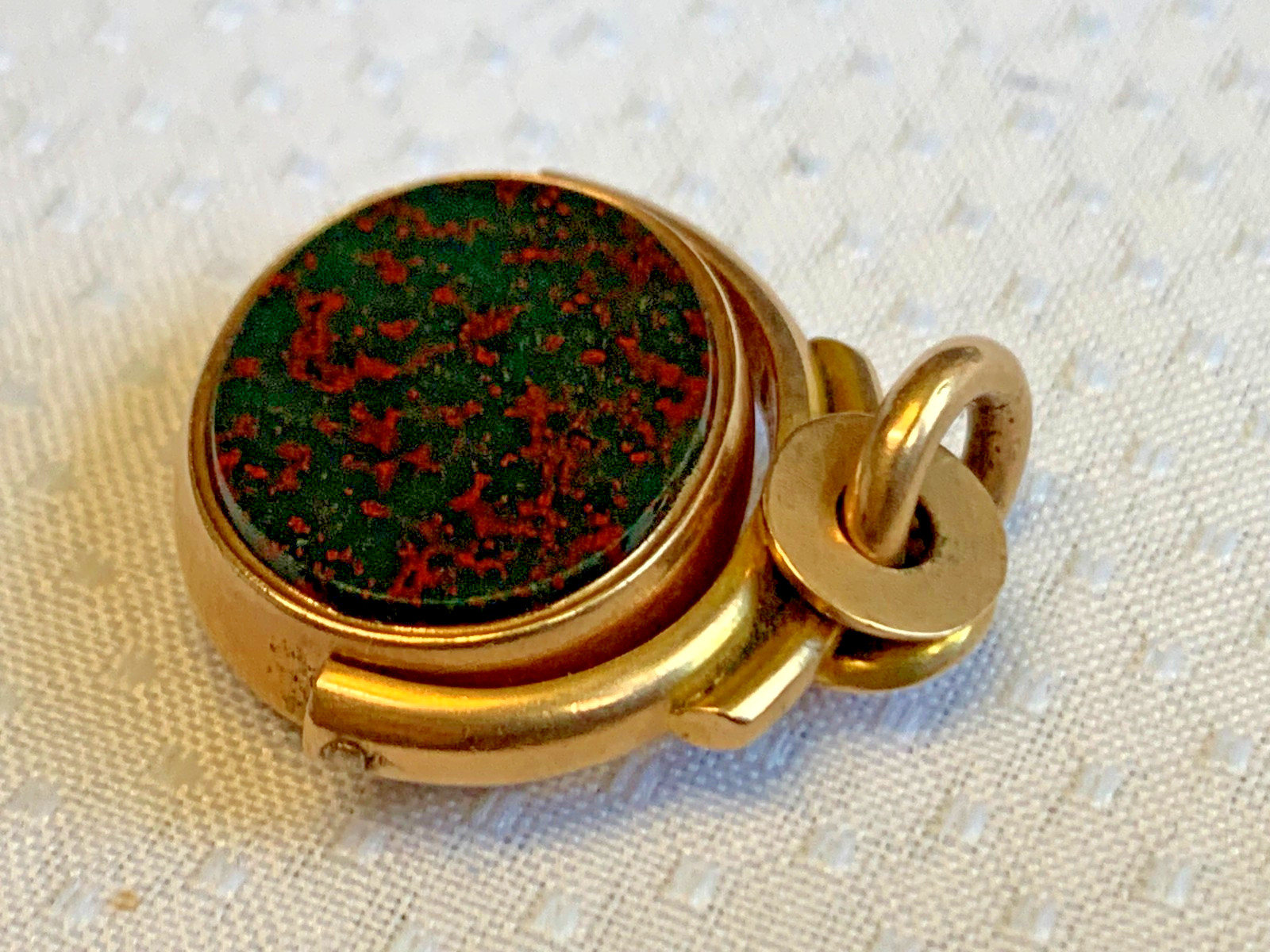 Antiq Yellow Gold Pocket Watch Fob Rotating Pendant Bloodstone Carnelian 10.19g