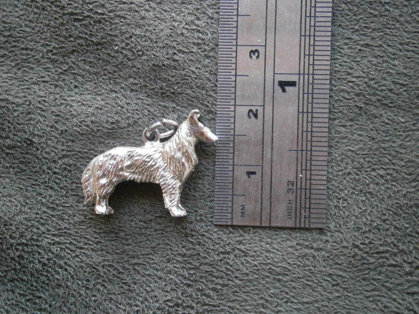 Rough Collie Lassie Dog Vintage Solid Shiny Sterling Silver Bracelet Charm 5.4g