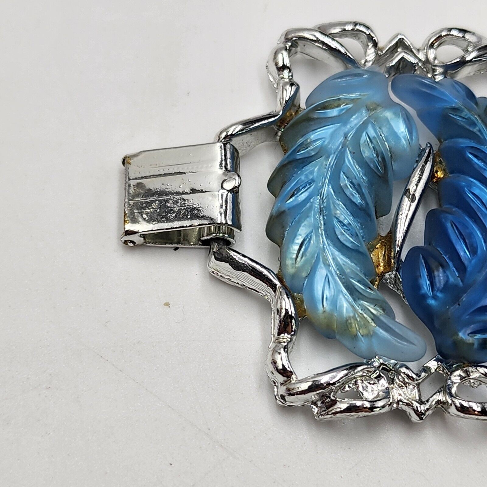 Vintage Blue Tones Thermoset Panel Wide Leaf Bracelet Cuff Mid Century 7.5″