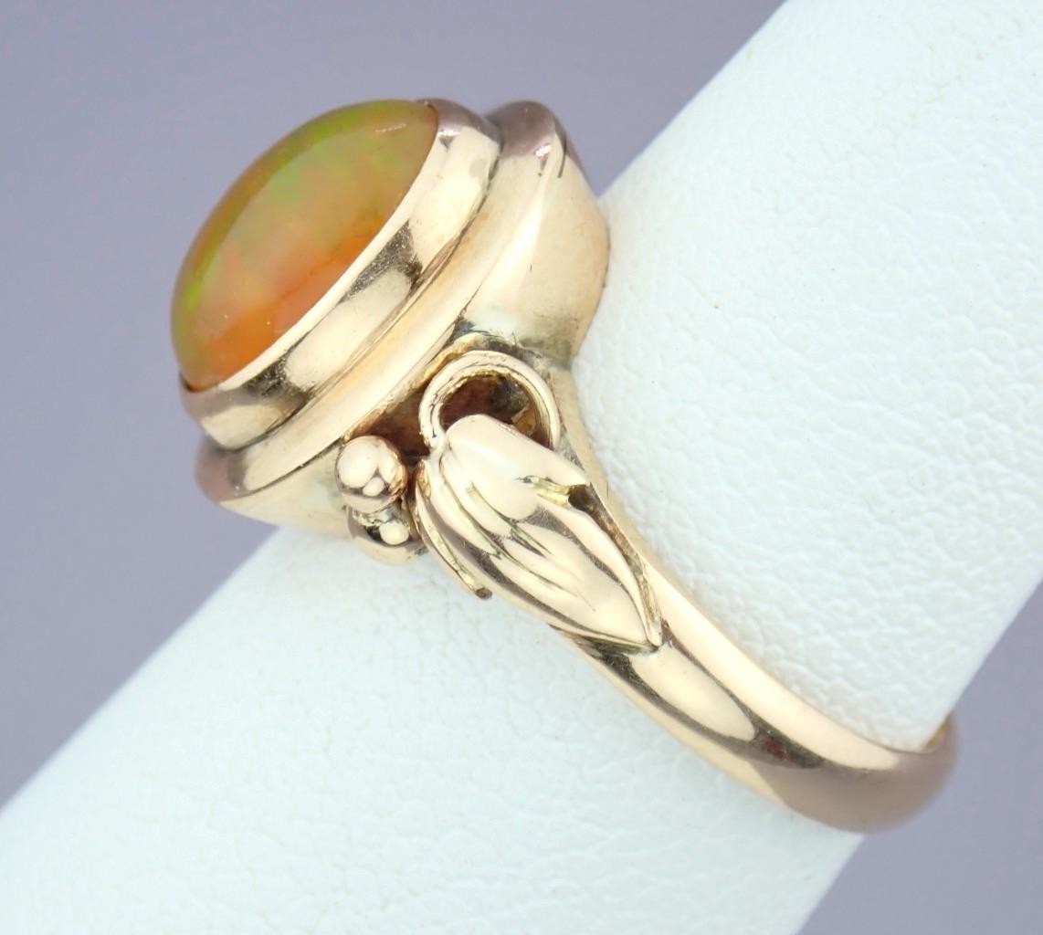 Glowing Antique Victorian Solid 14K Rose Gold Ethiopian Opal Grape Vine Ring S 5