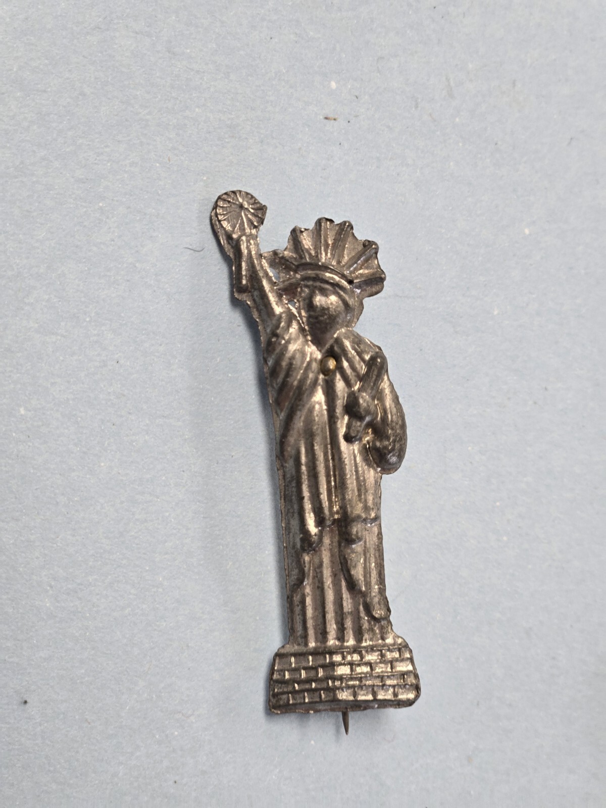 Antique Statue of Liberty Brooch Pot Metal Early Souvenir Pin Rare C Clasp