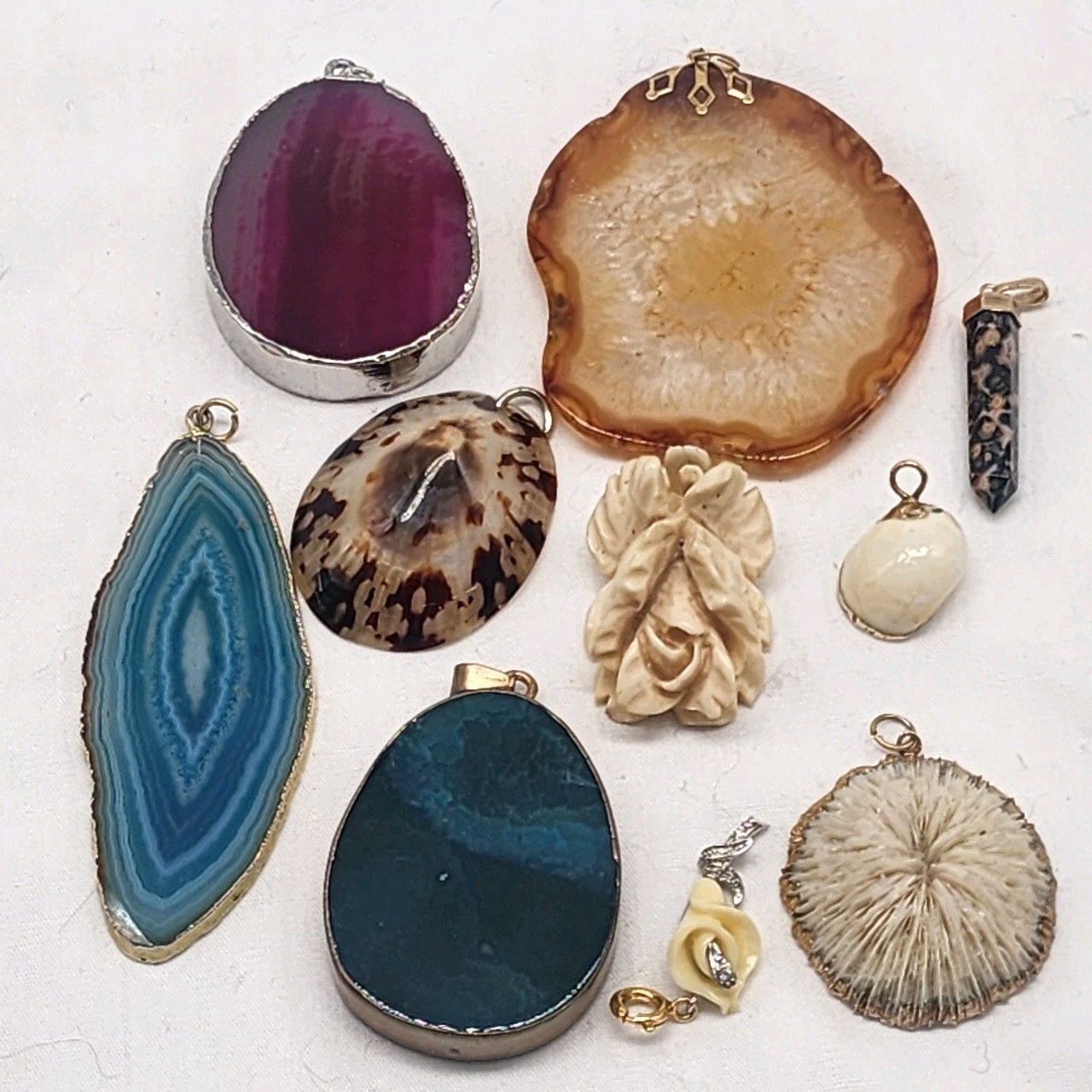VTG pendant lot stones, shell and glass Mixed Metals lot of 10 Pendants