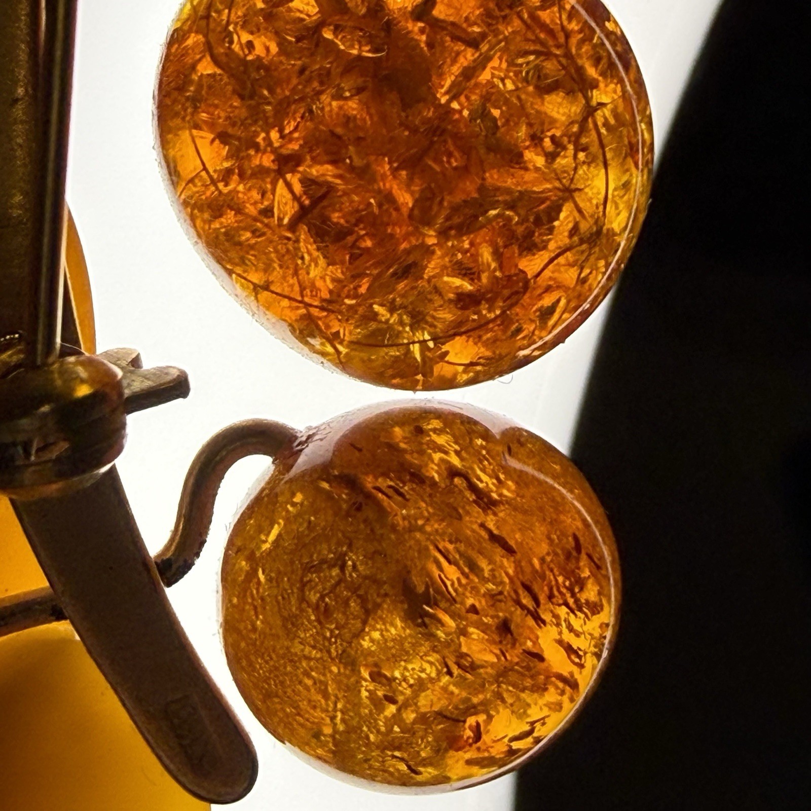 Vintage Russian 9RK Gold Tone Baltic Butterscotch Honey Amber Brooch Pin