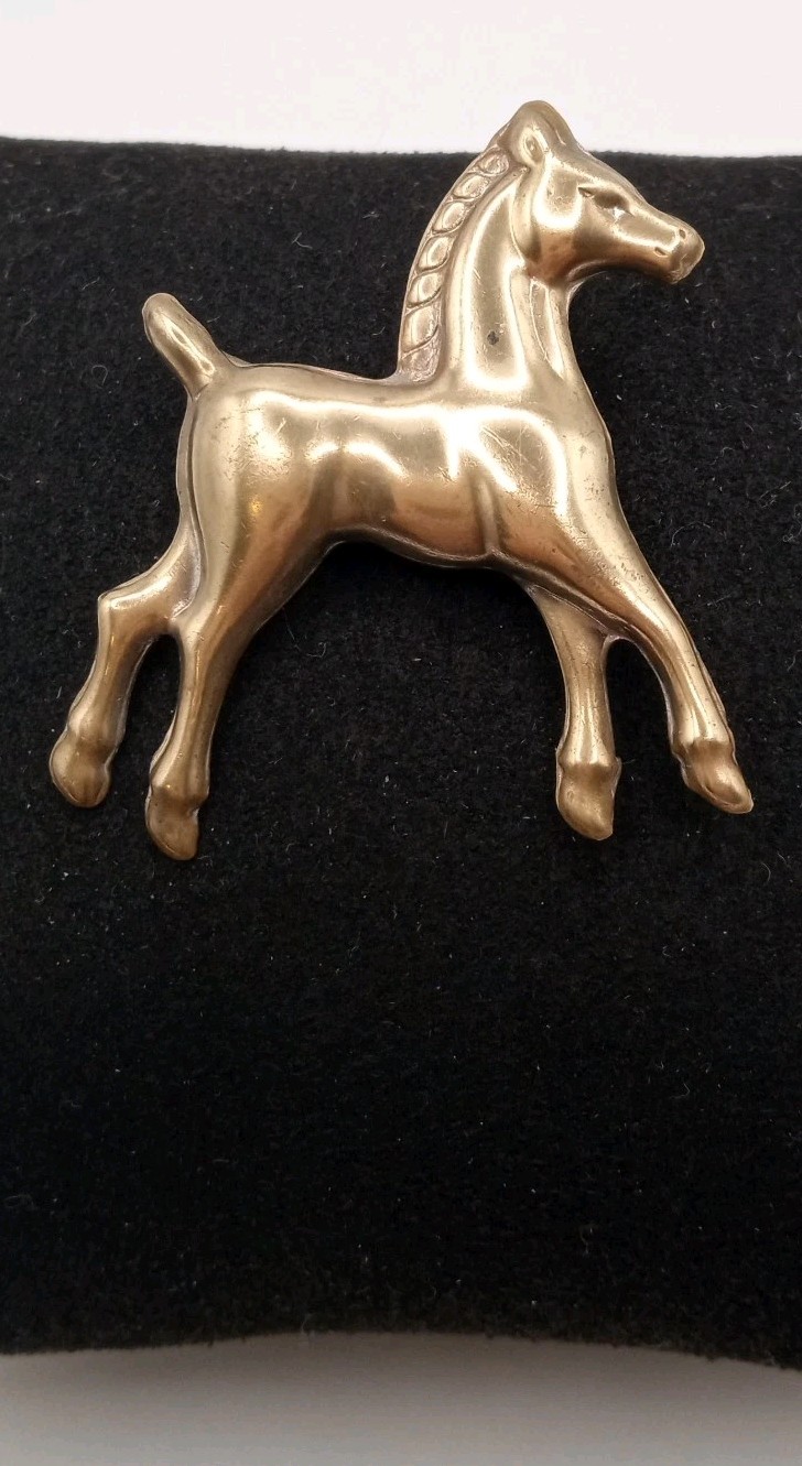 Small Spirited Horse Brooch Gold Tone equestrian, colt, foal, western