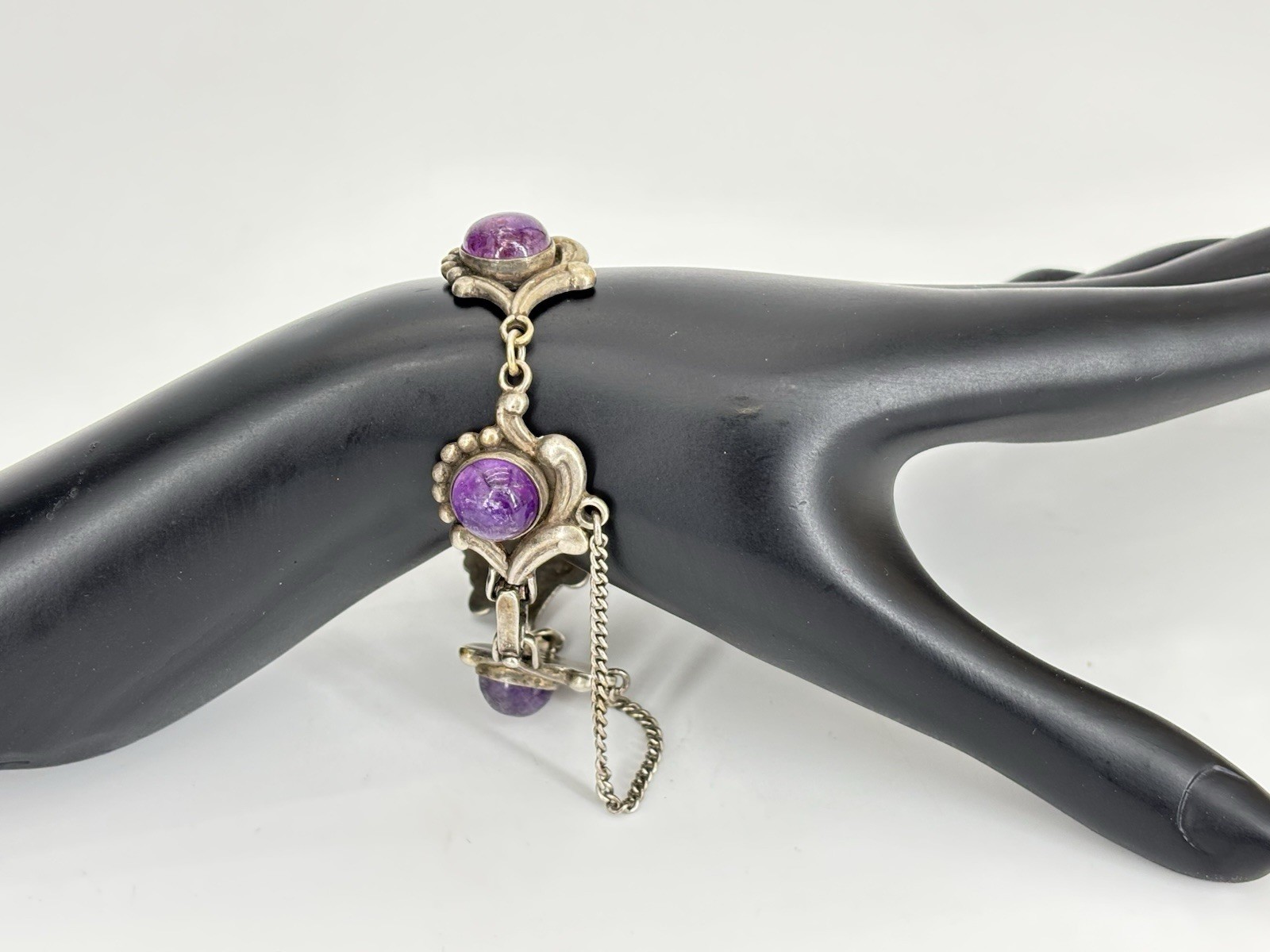 VTG LOS CASTILLO Taxco Sterling Silver Amethyst Floral Scrollwork Panel Bracelet