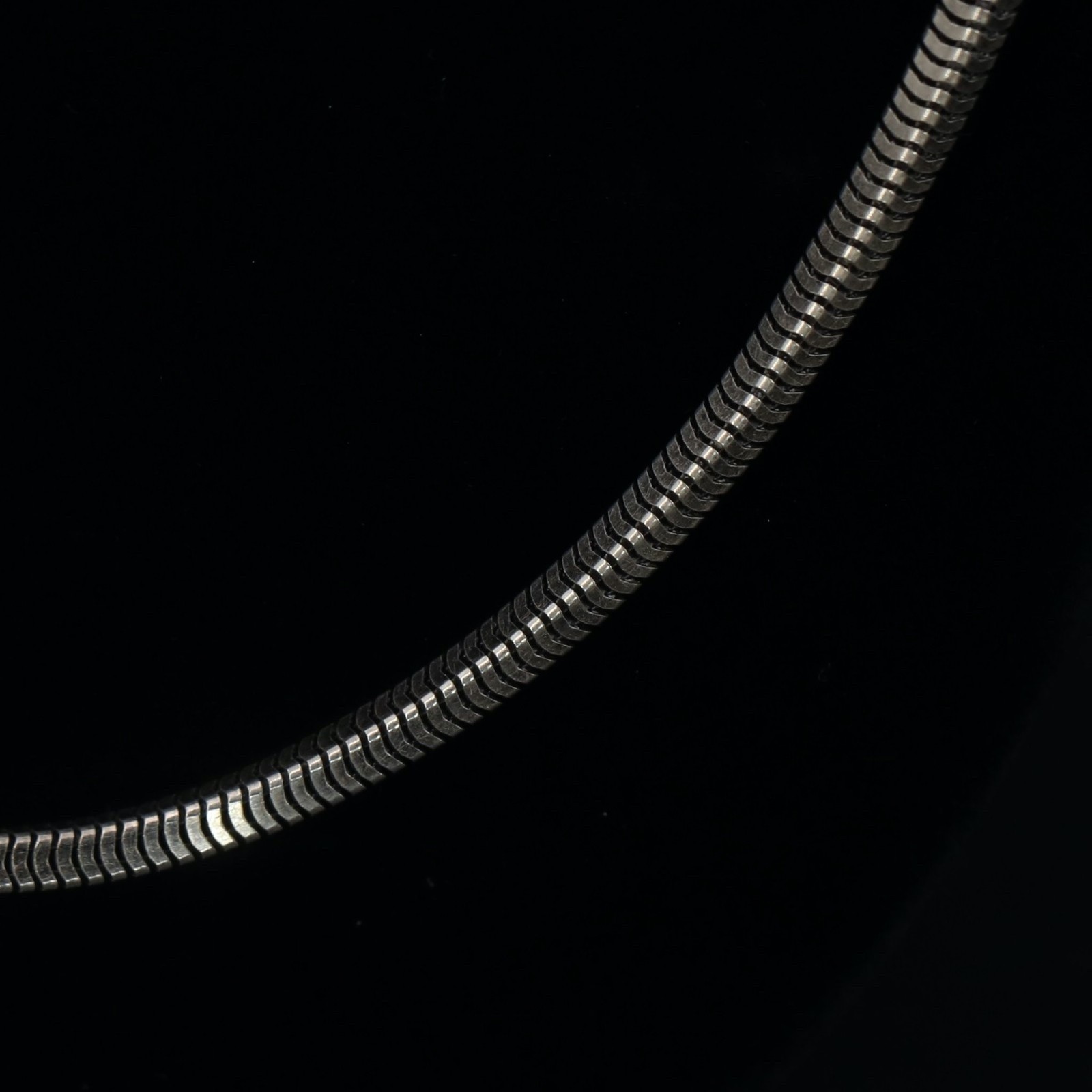 Sterling Silver – DESIGNER GM 4mm Long Snake Chain 40″ Heavy Necklace – 44g