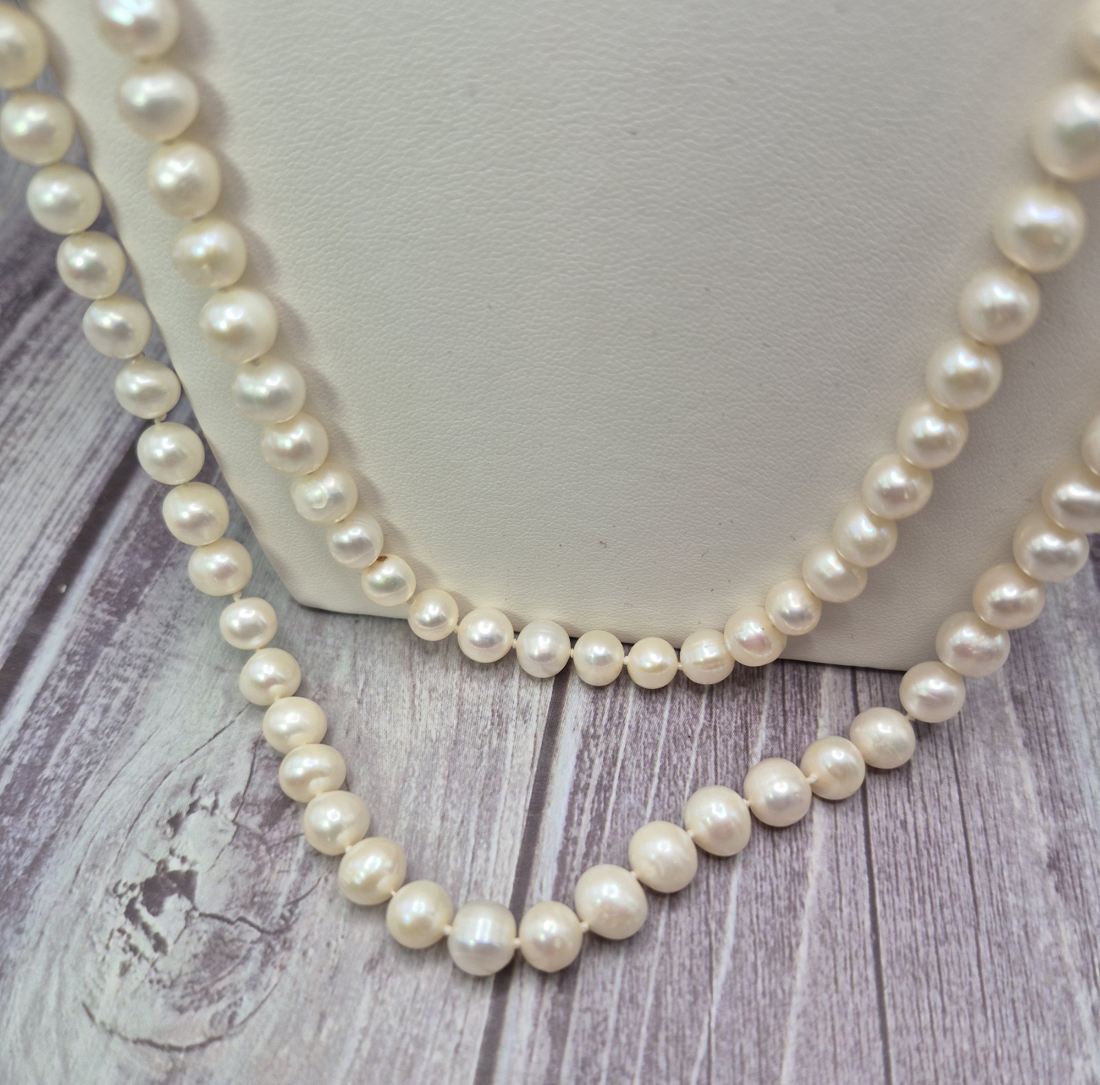 Vintage 52″ Long Single Strand 7-8mm Off White Pearl Necklace June Birthstone