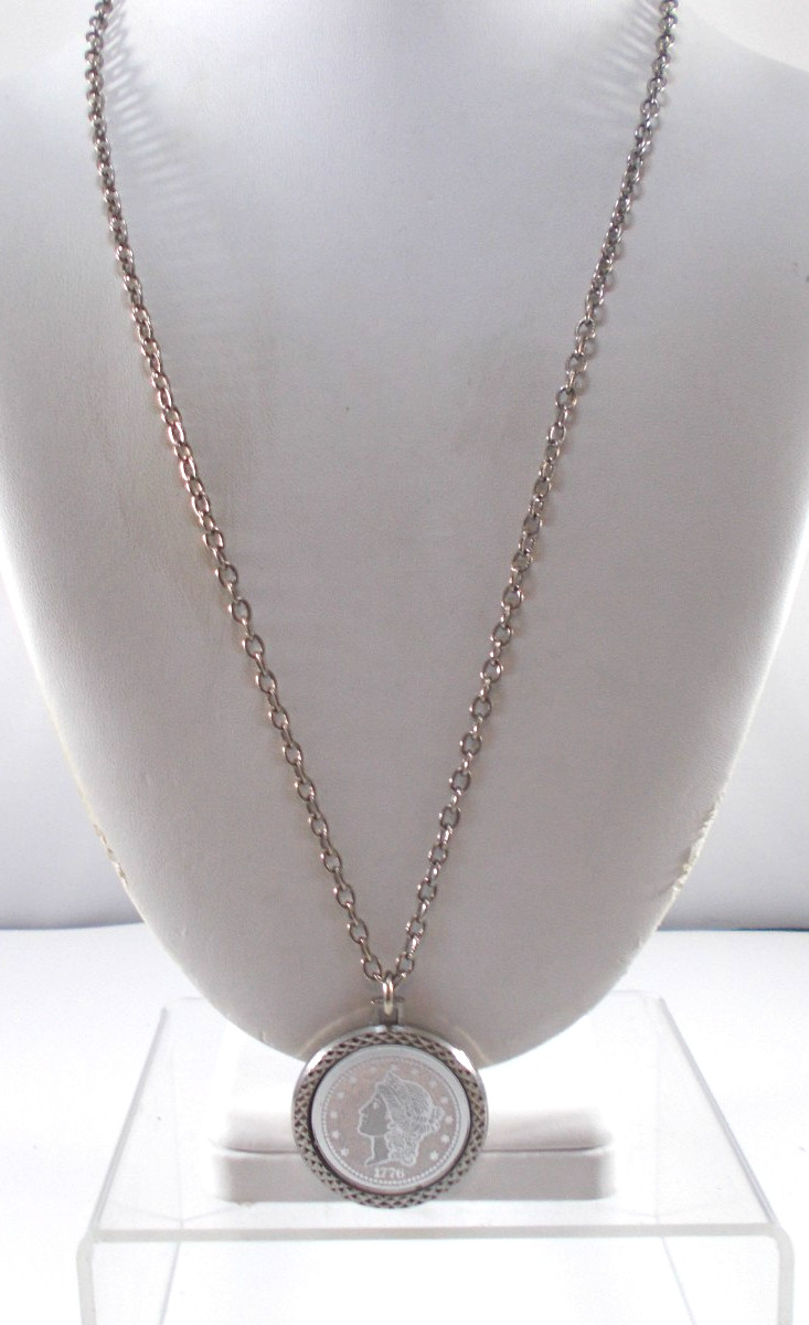 VTG Bi-Centennial Silver 20 Dollar Coin Replica Pendant Necklace