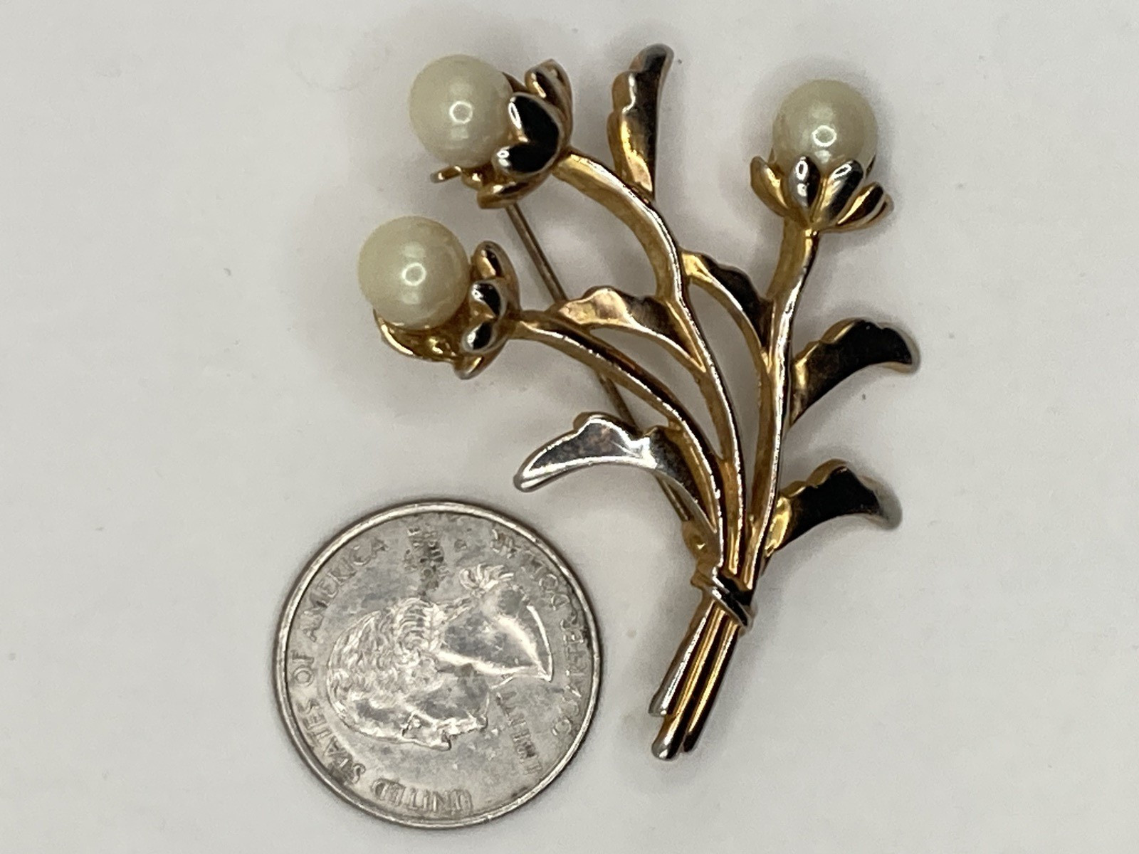Vintage Gold-tone Faux Pearl Floral Bouquet Brooch