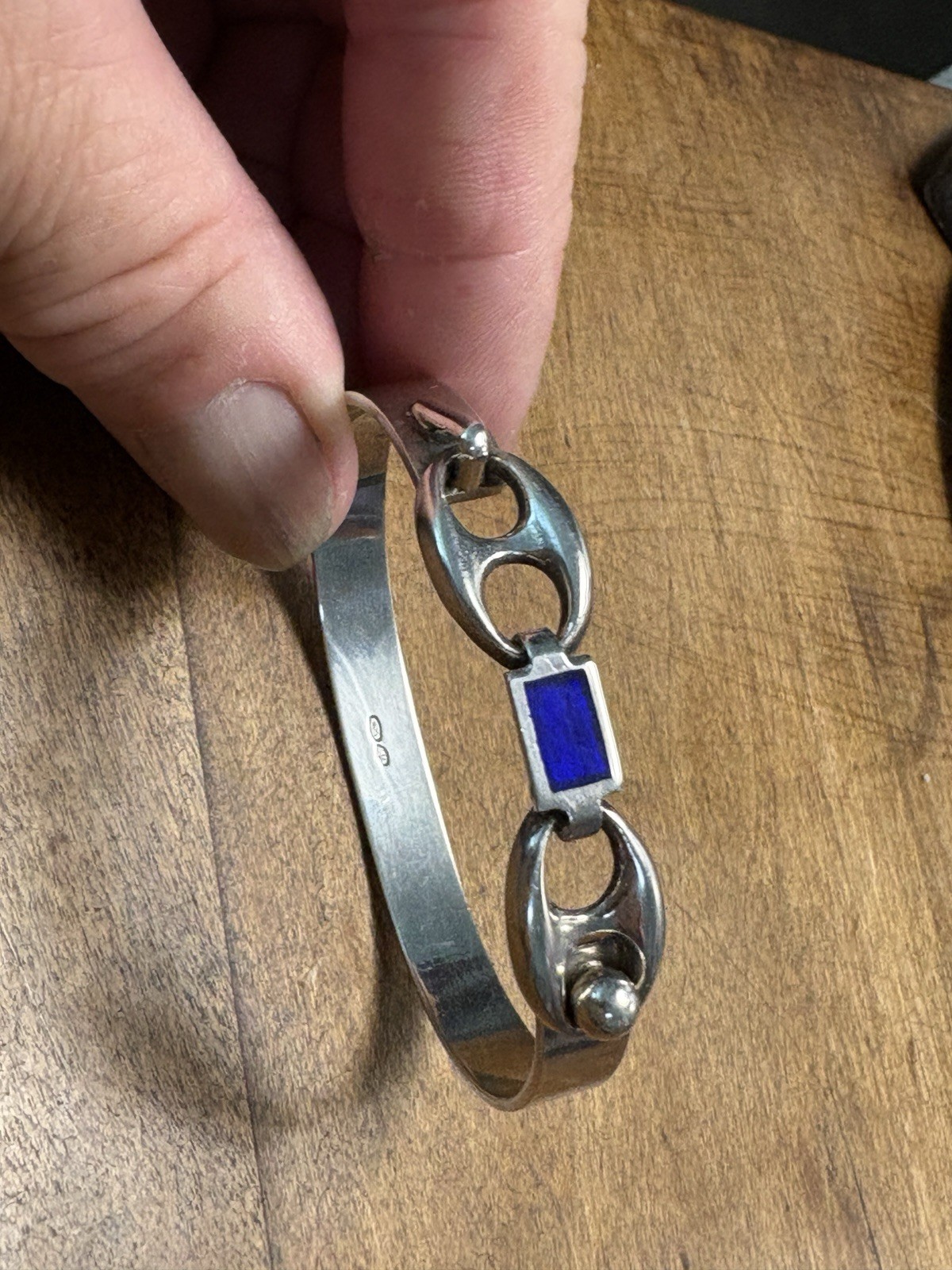 Vintage Sterling Silver and Lapis Inlay Bangle Bracelet 6 1/4 in 16 cm diameter