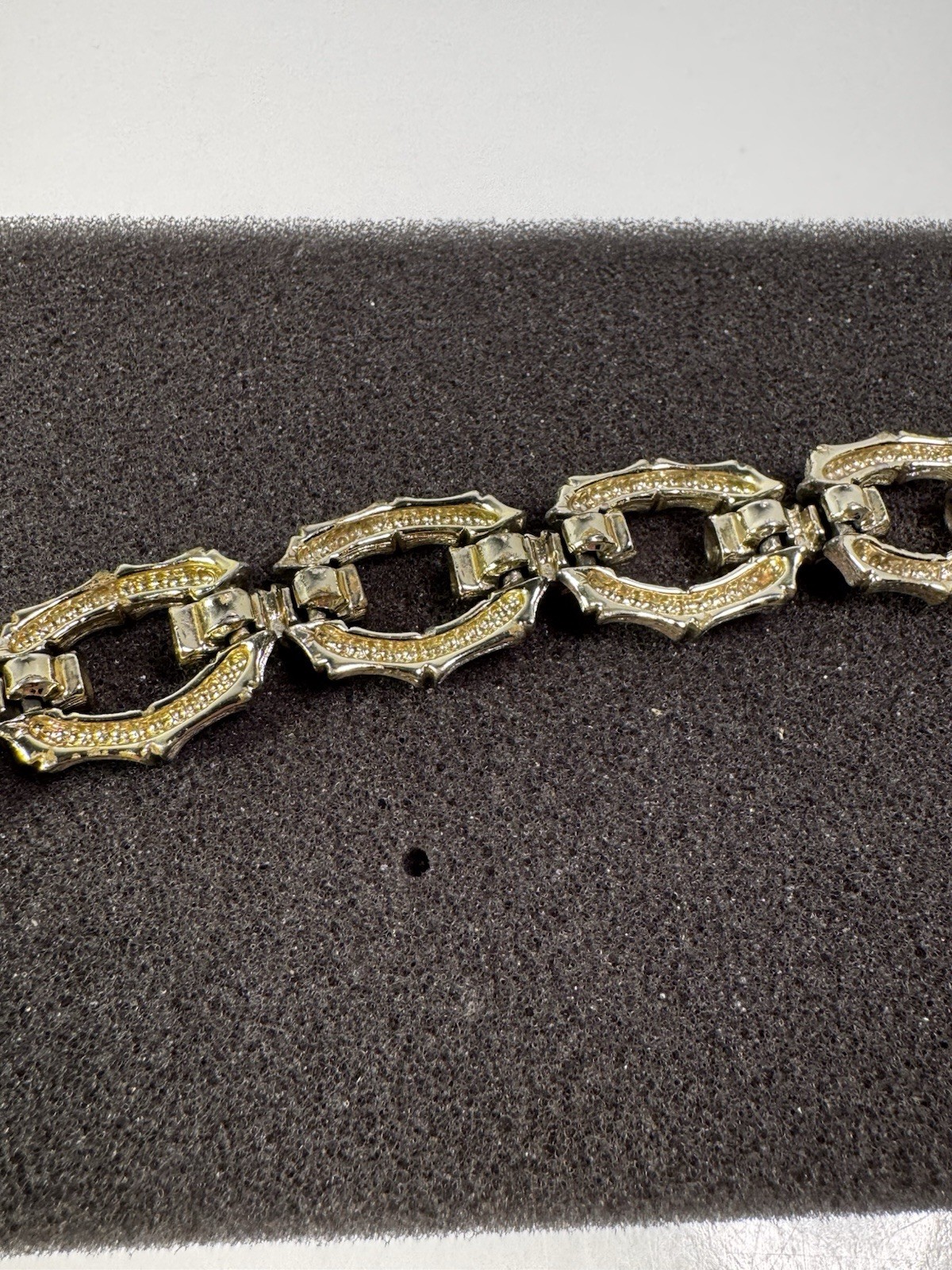 Vintage Lisner 1960s Modernist Bamboo Panel Link Bracelet Fold Over Clasp Signed