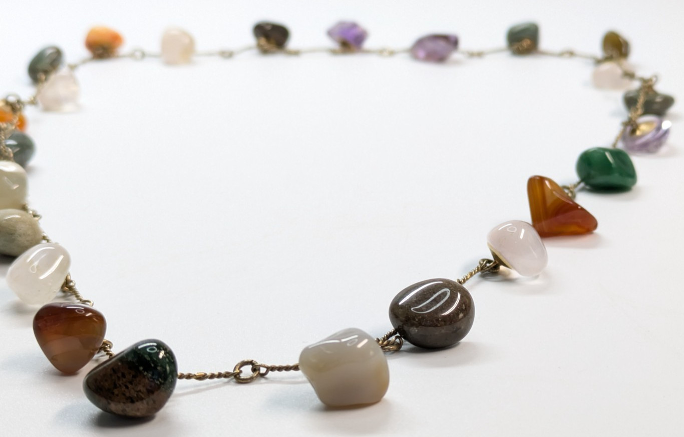 VTG Multi Color Tumbled Stone Pendant Station Gold Tone Statement Necklace 30″